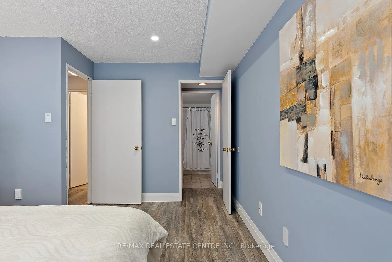 4205 Shipp Drive, #104
