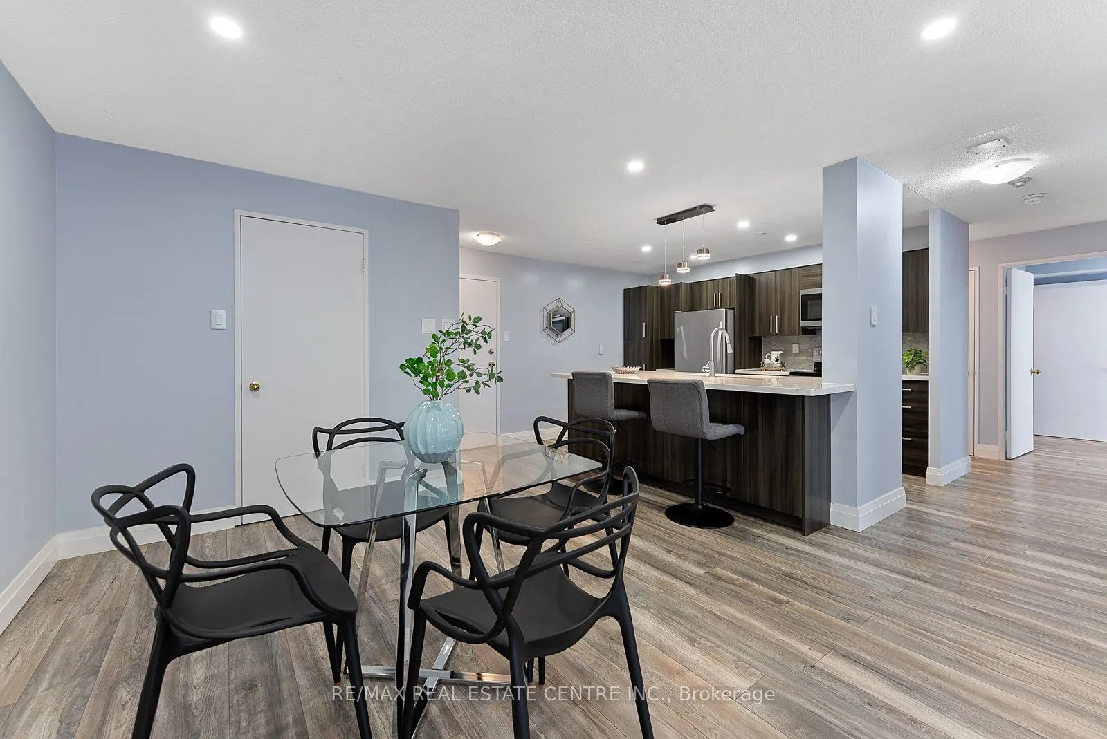 4205 Shipp Drive, #104