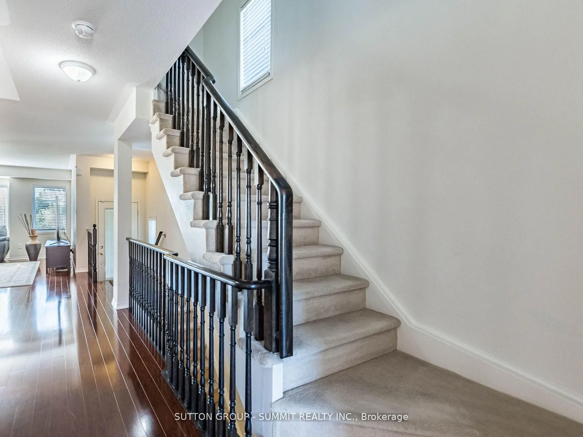 5035 NINTH Line, #11