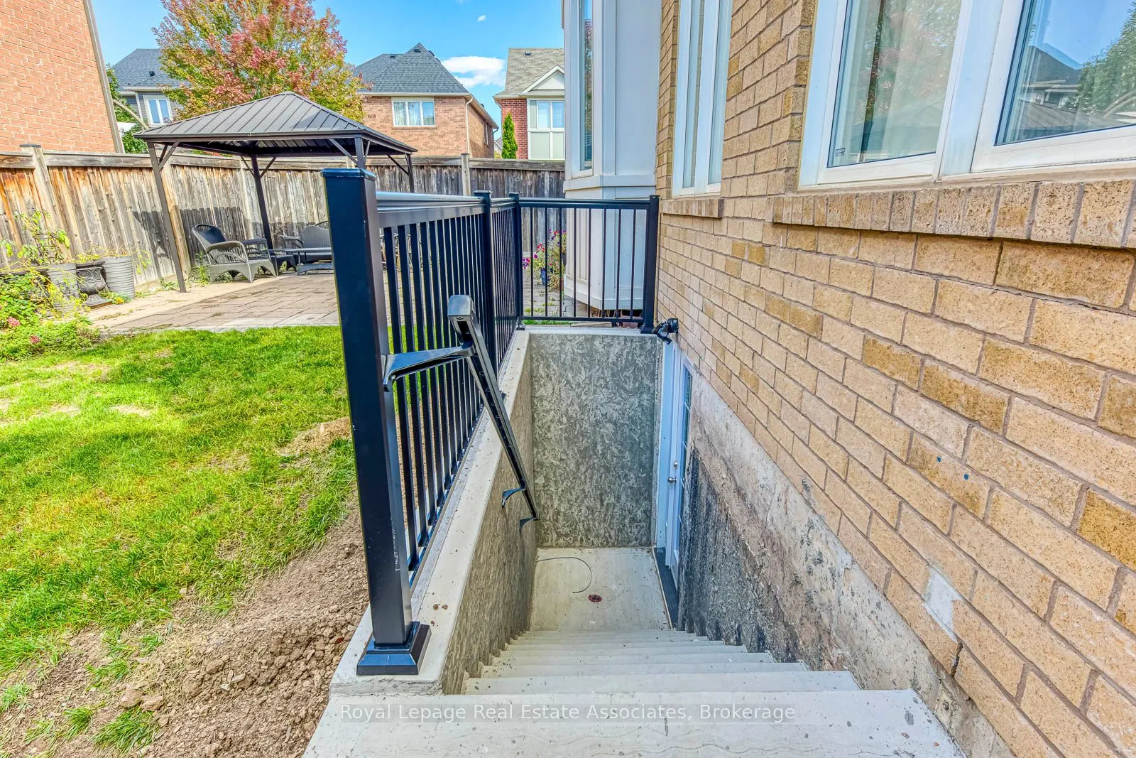1052 Kelman Court