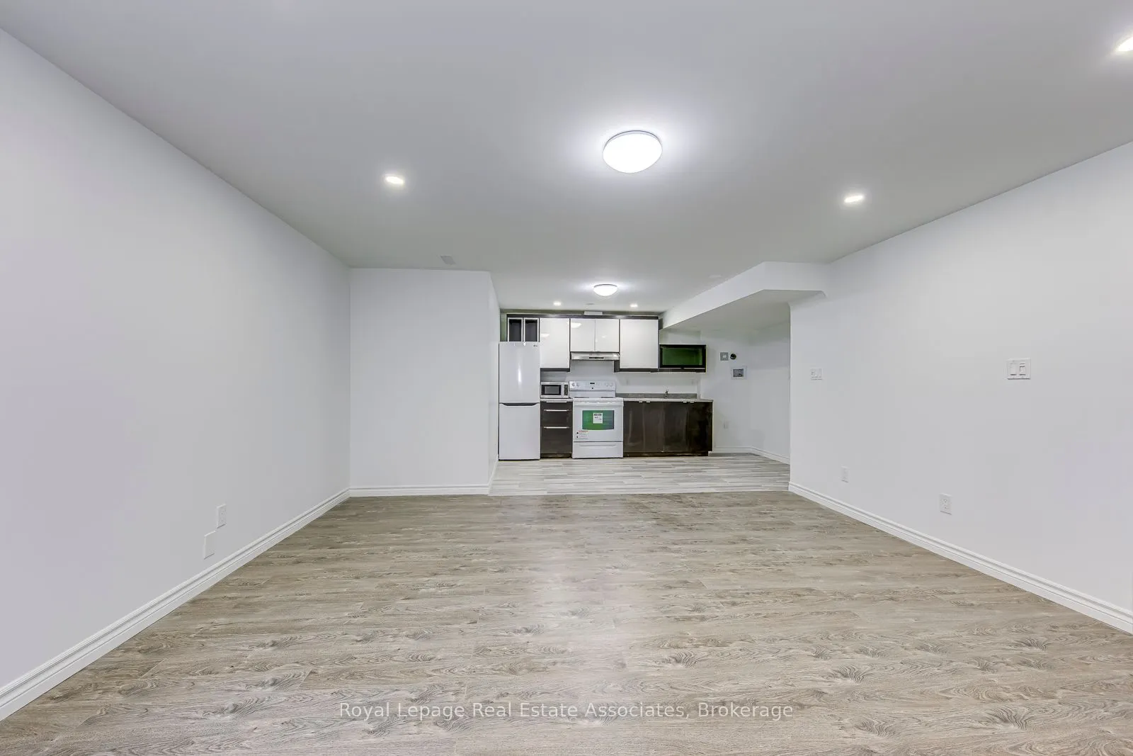 1052 Kelman Court