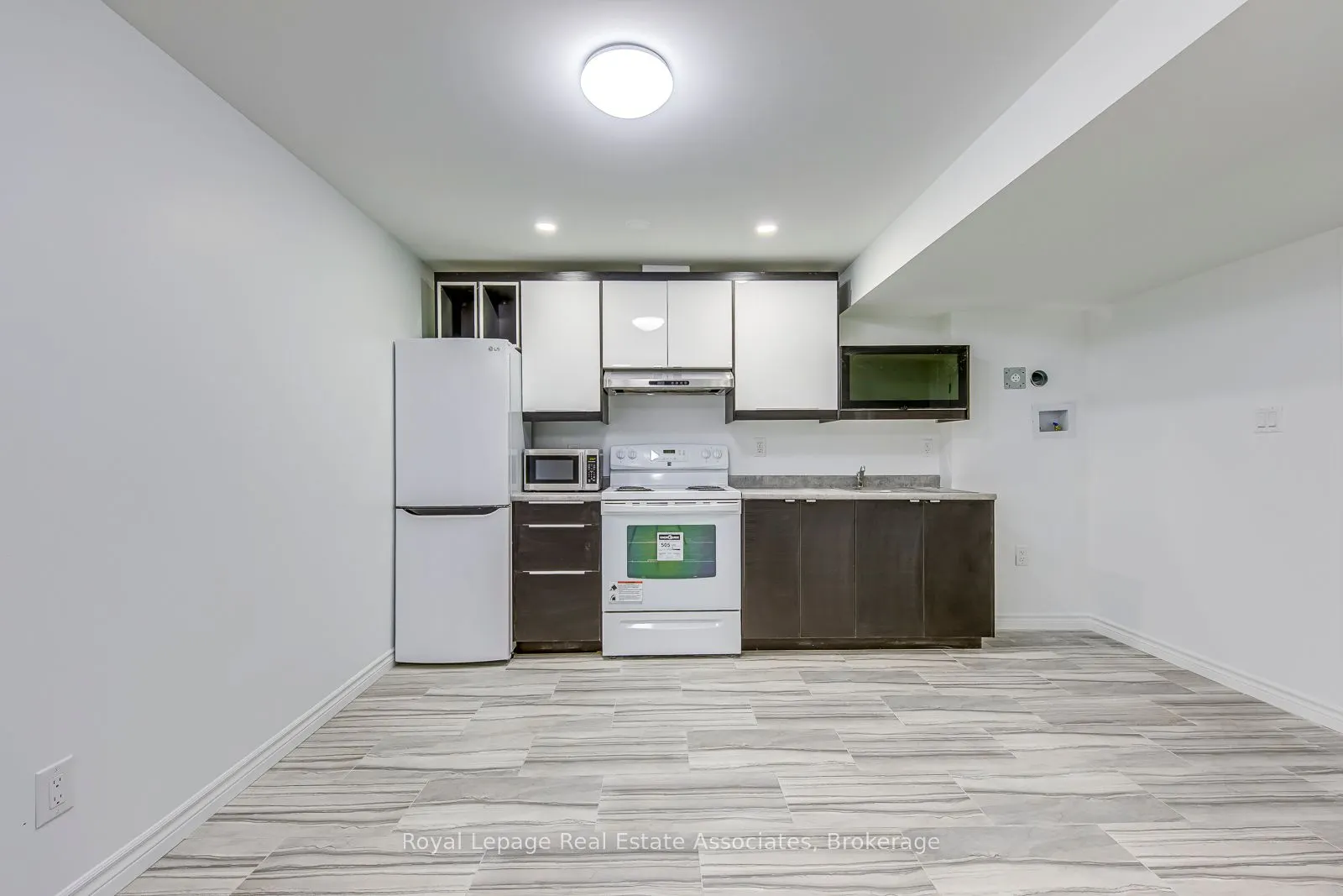 1052 Kelman Court