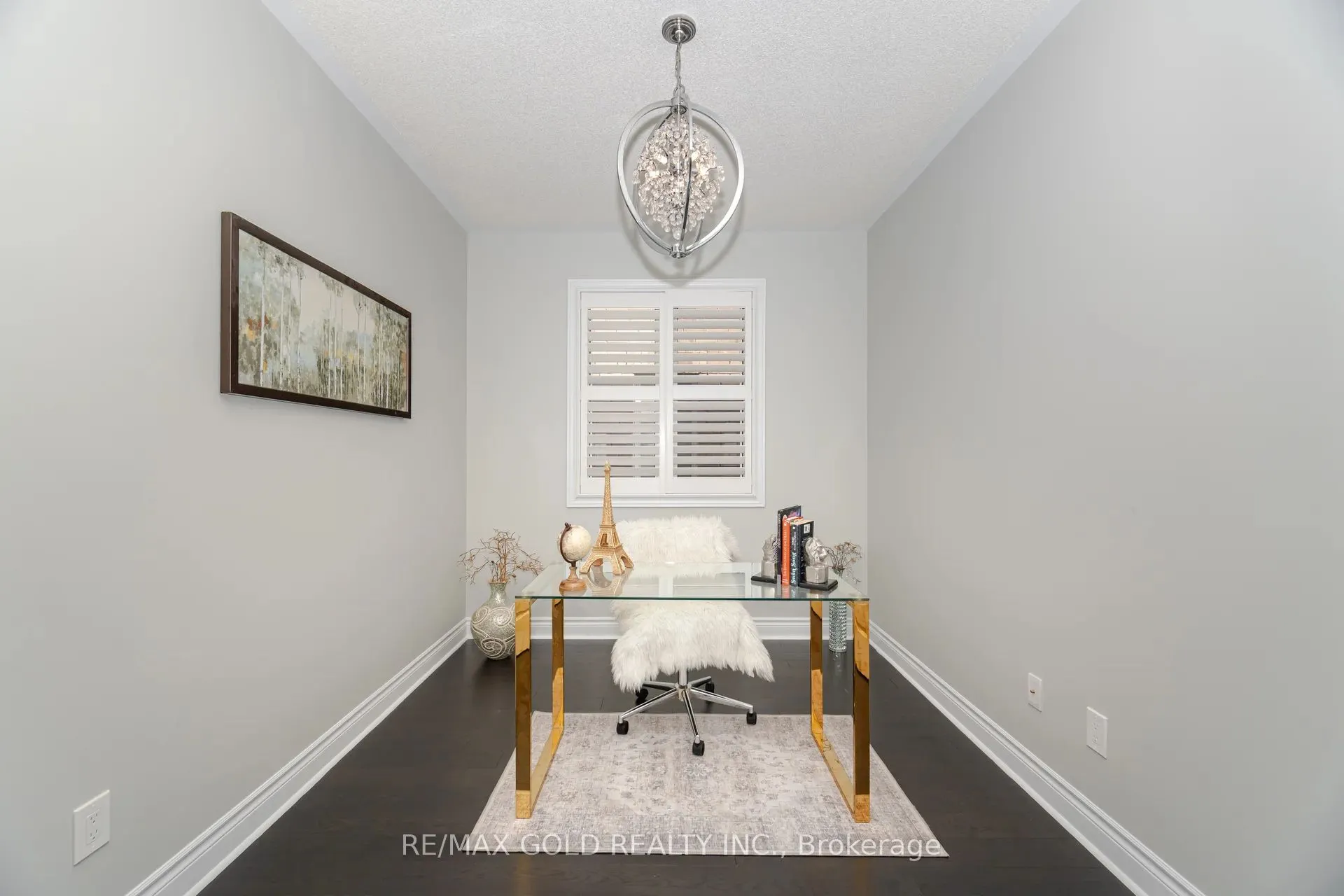 15 Henry Wilson Drive