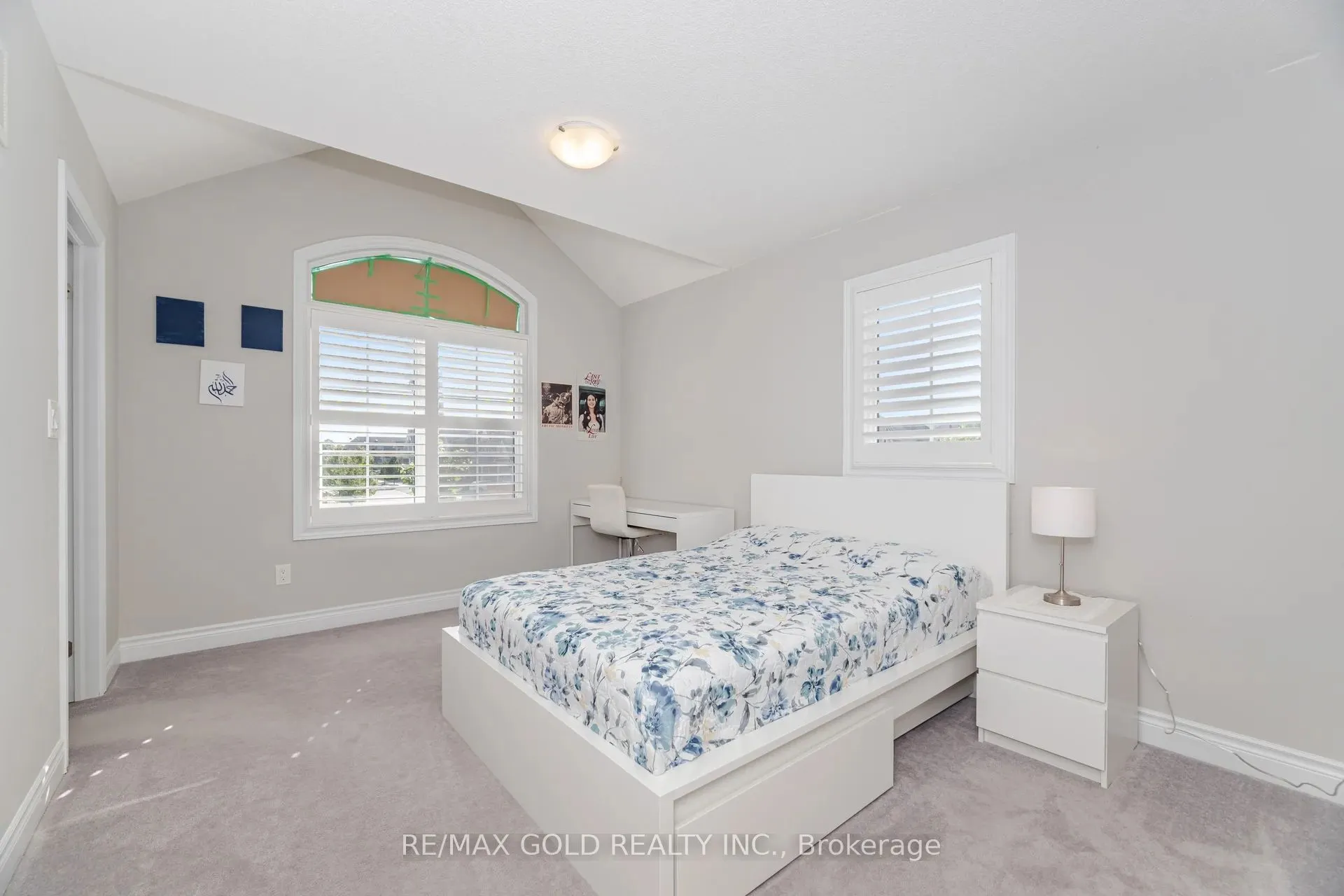 15 Henry Wilson Drive