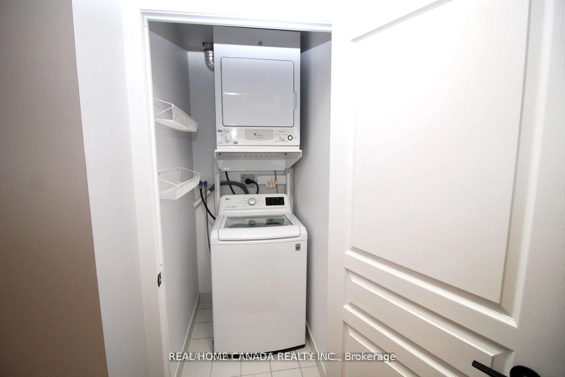 4879 Kimbermount Avenue, #105