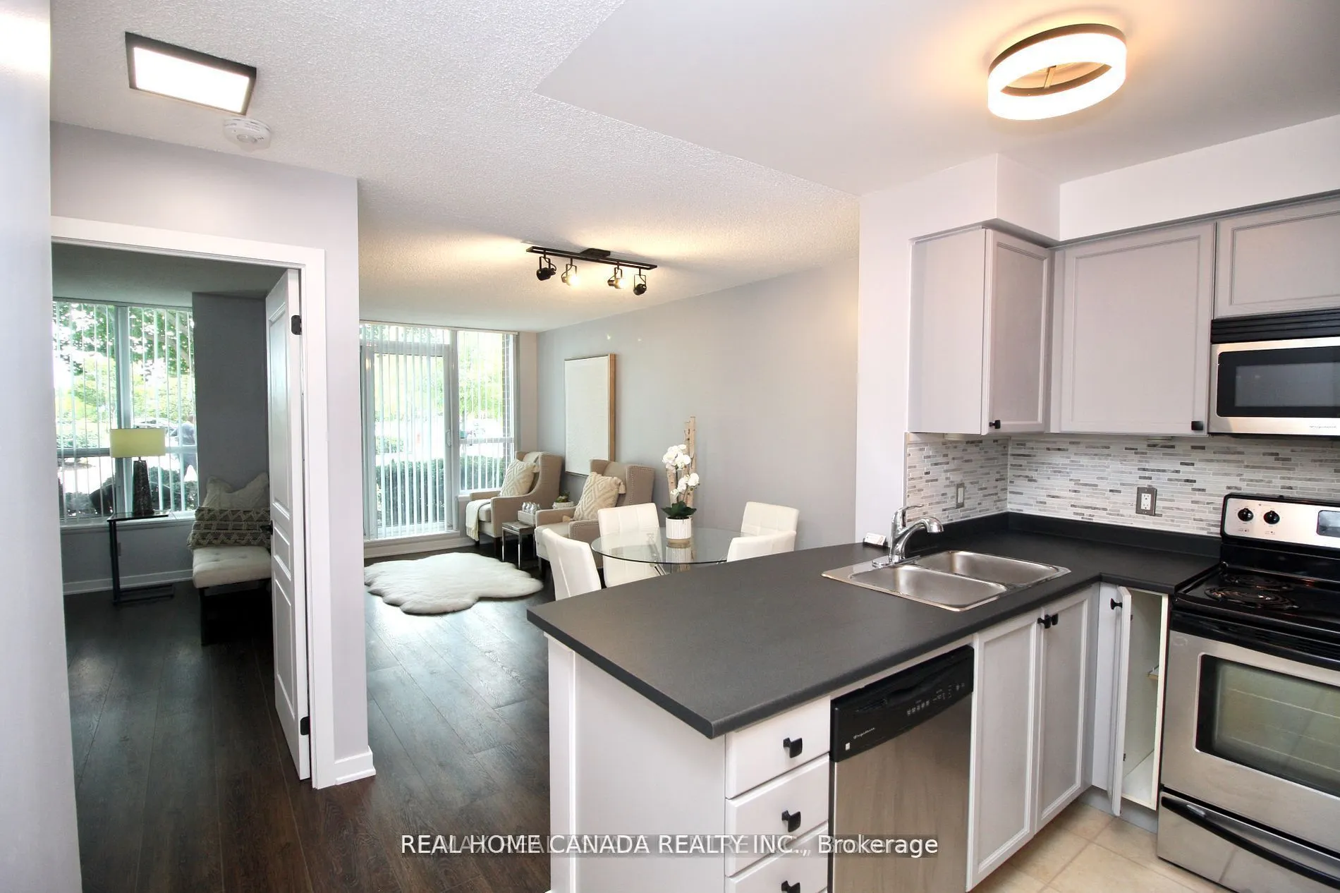 4879 Kimbermount Avenue, #105