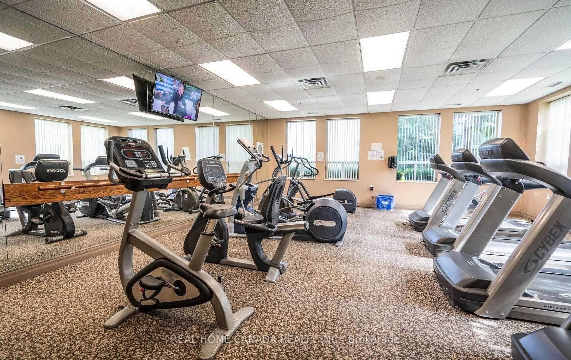 4879 Kimbermount Avenue, #105