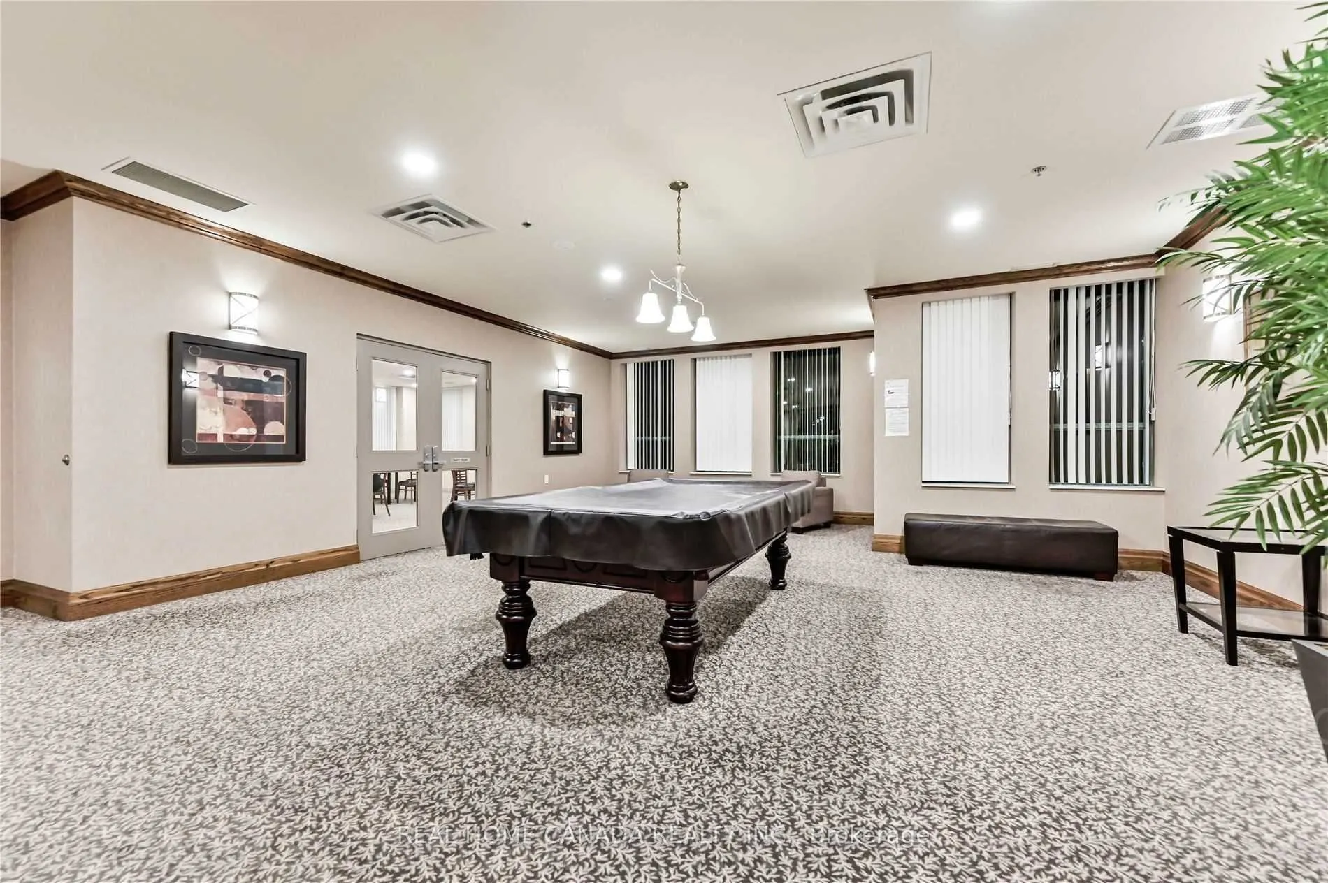 4879 Kimbermount Avenue, #105