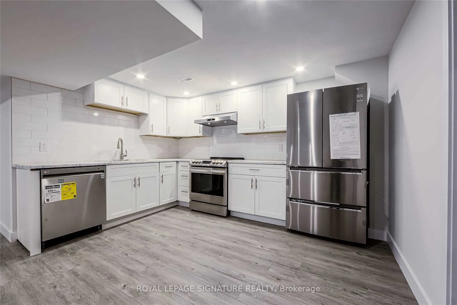 1205 Gainsborough Drive, #Lower