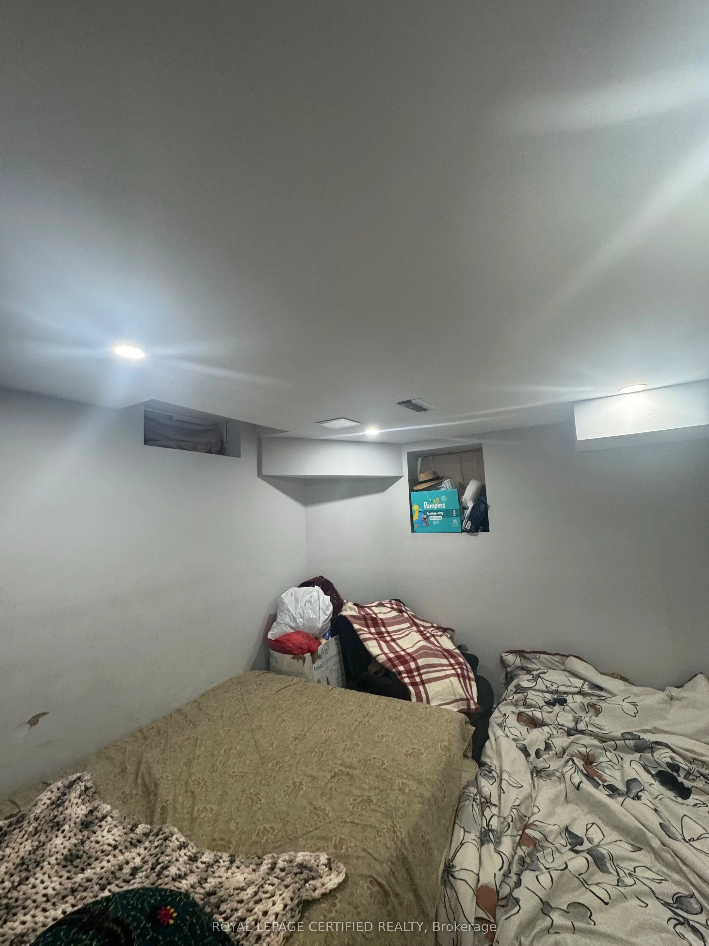 56 Cranberry Crescent S, #Basement