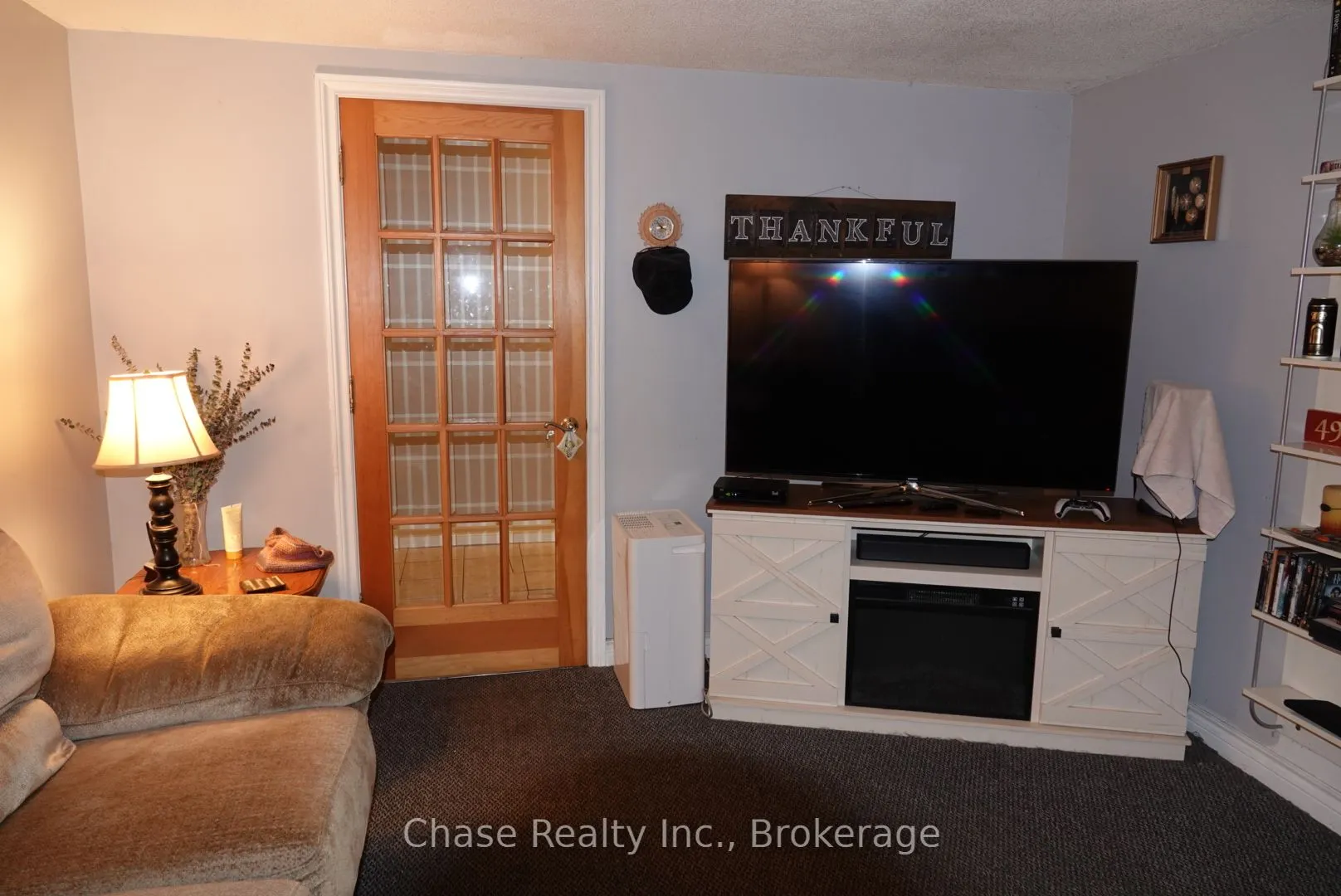 5475 Lakeshore Road, #9