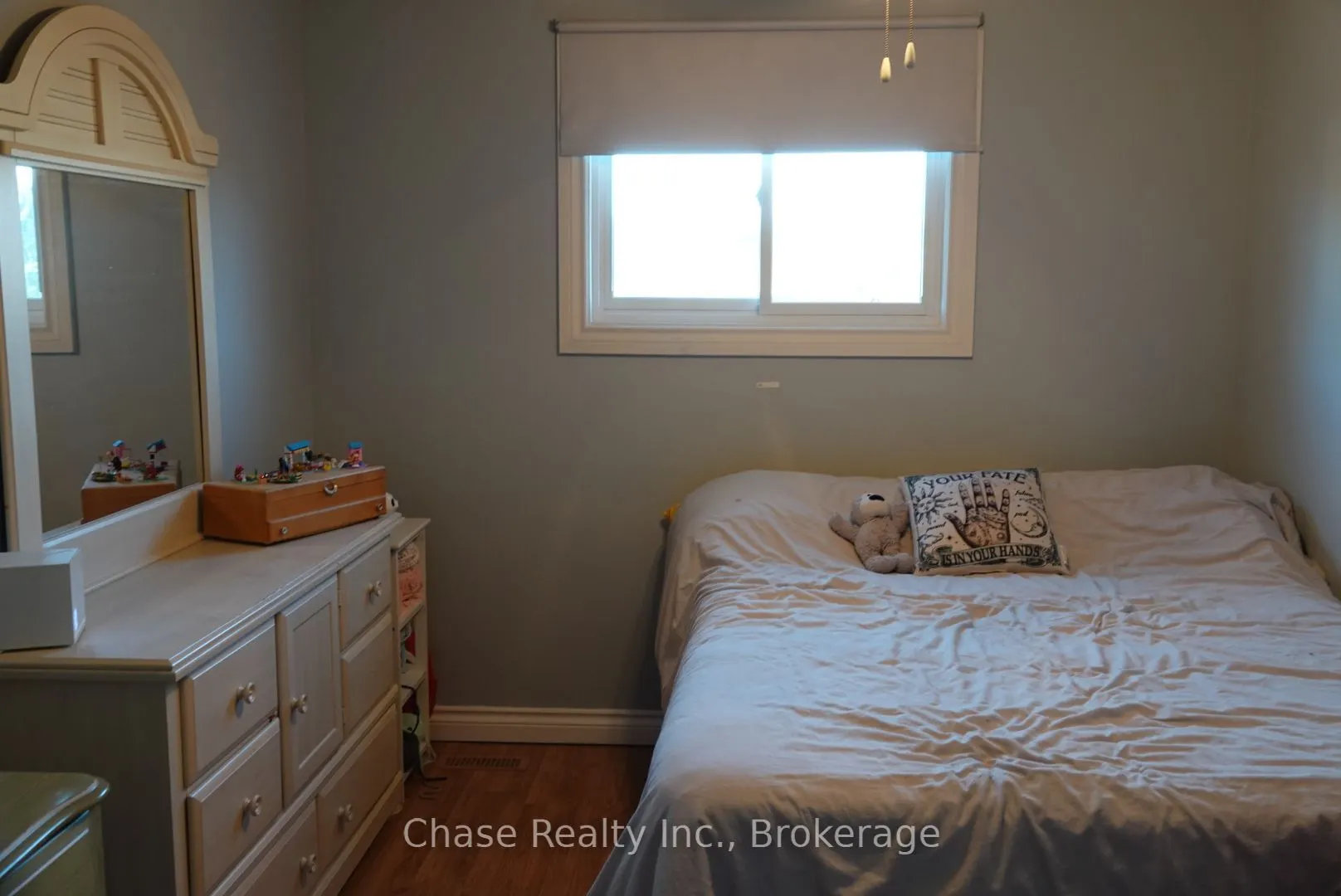 5475 Lakeshore Road, #9