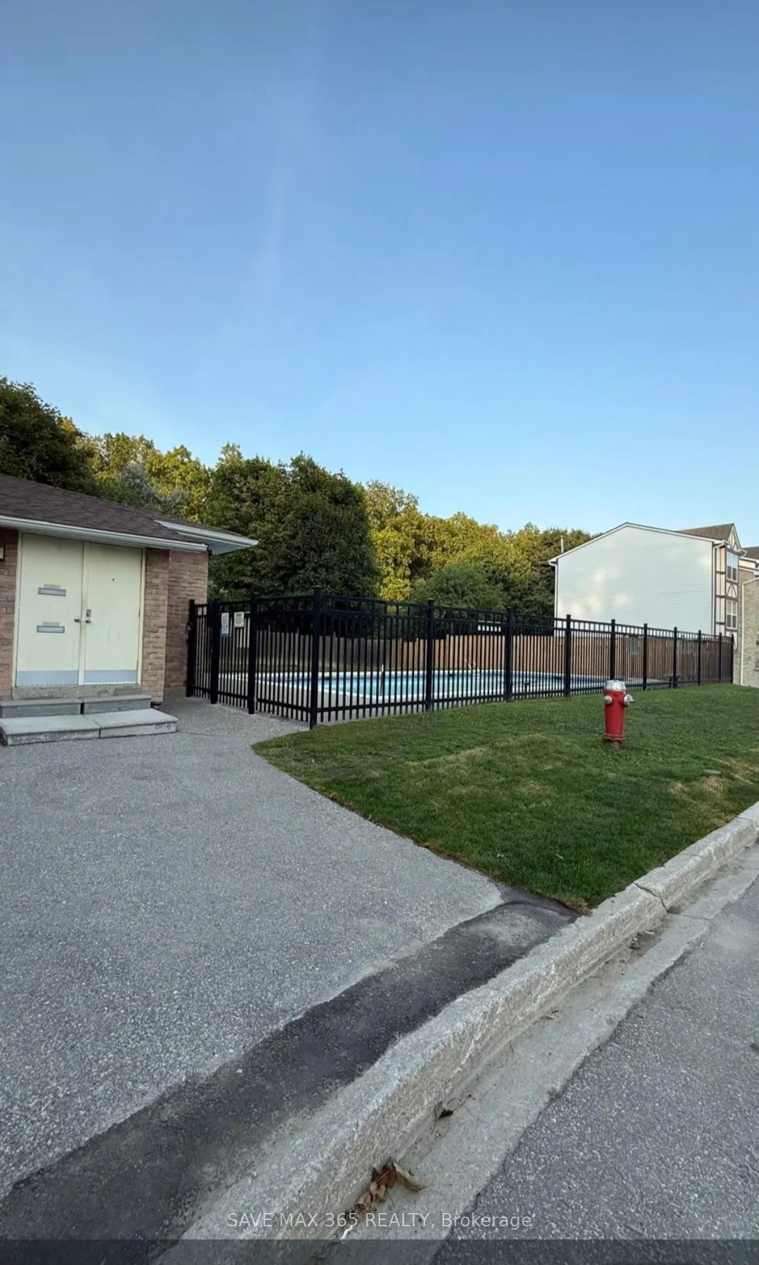 19 Morley Crescent, #19