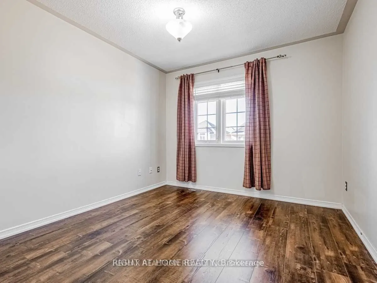 39 Treasure Drive