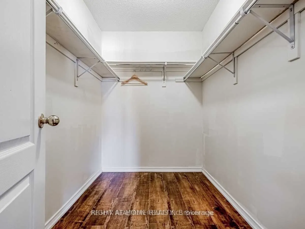 39 Treasure Drive