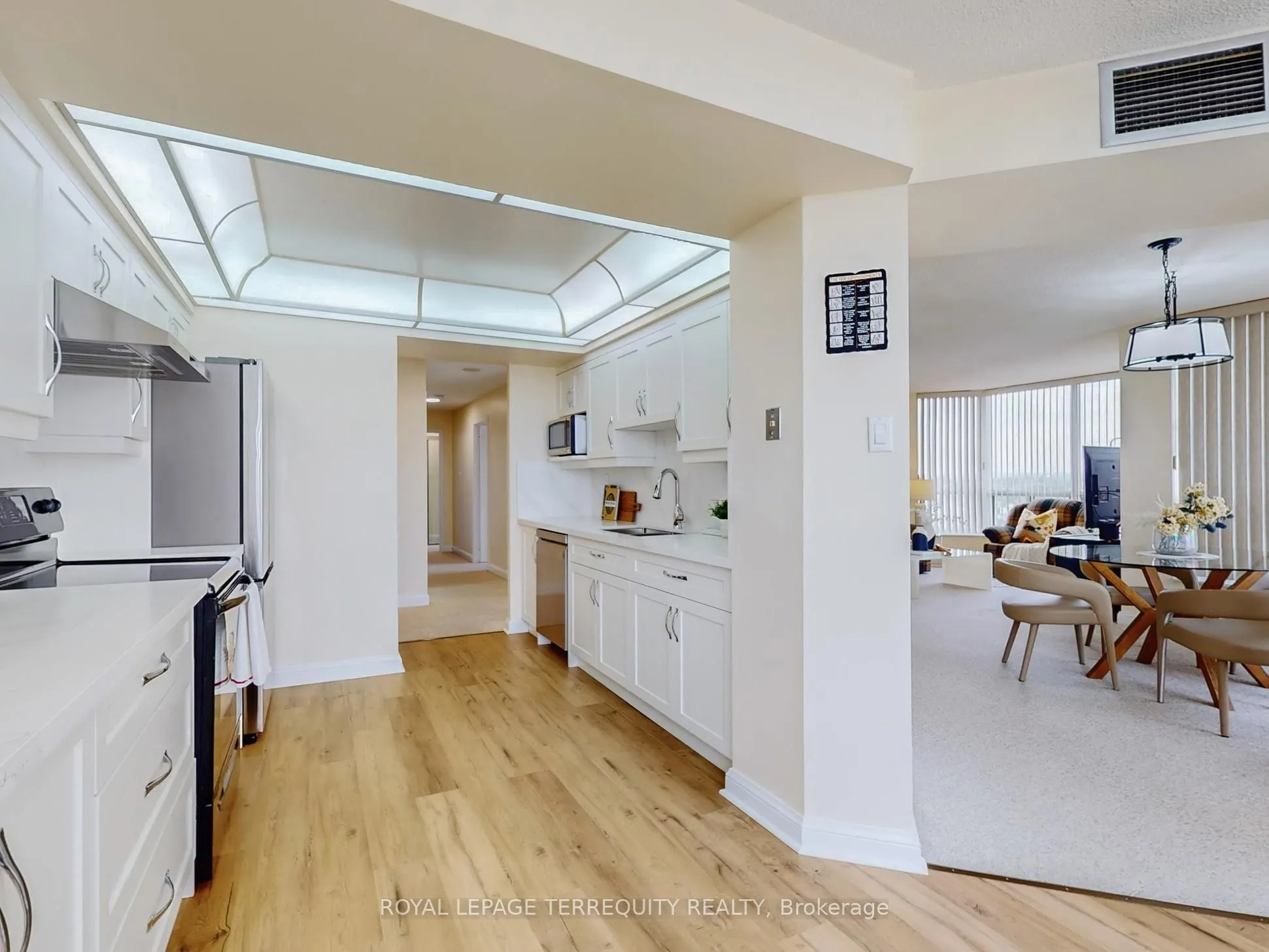 24 Hanover Road, #1709