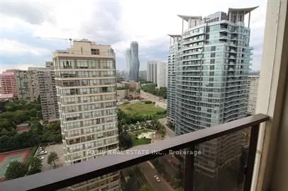 36 Elm Drive, #2001