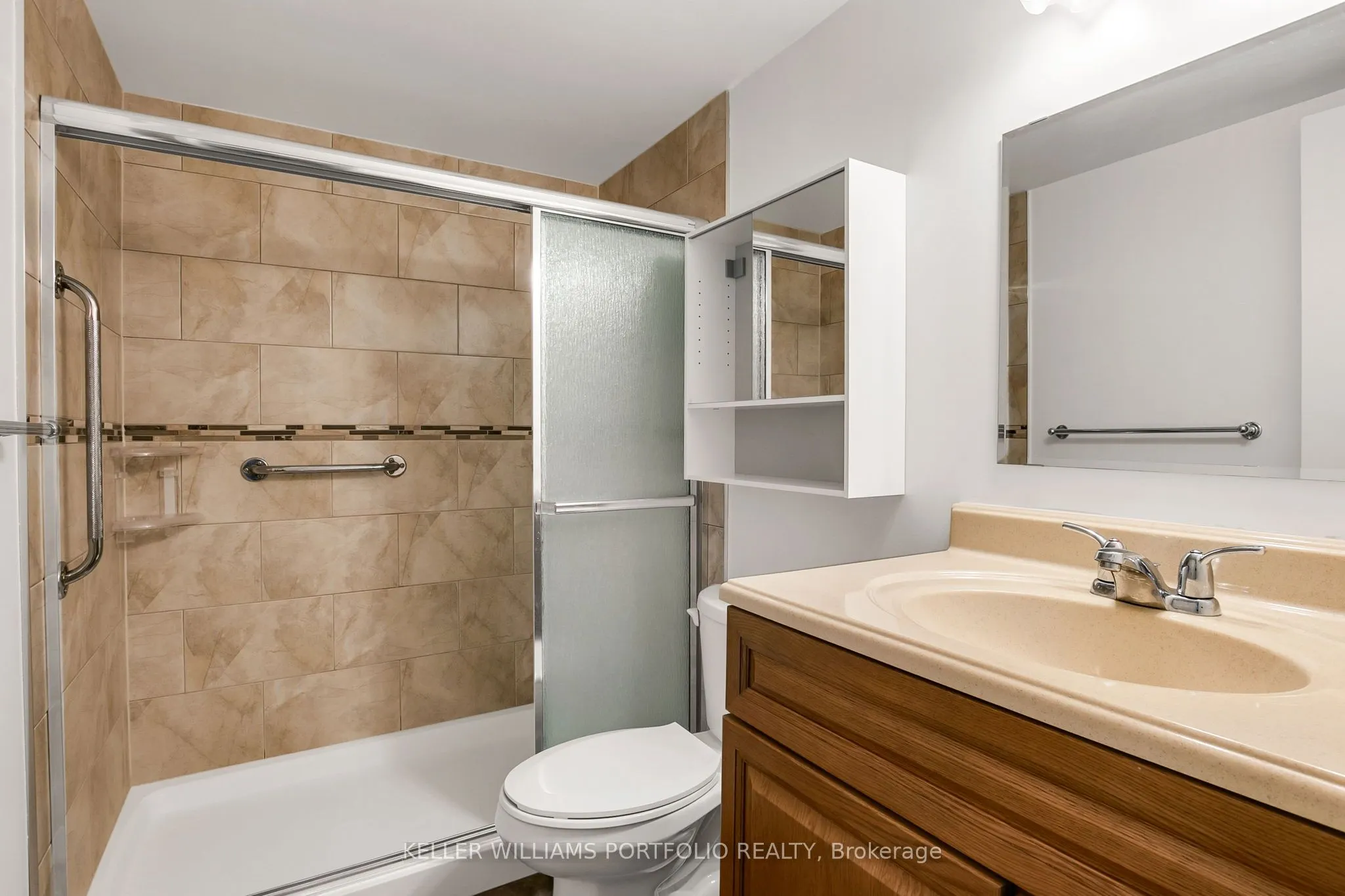820 Burnhamthorpe Road, #710