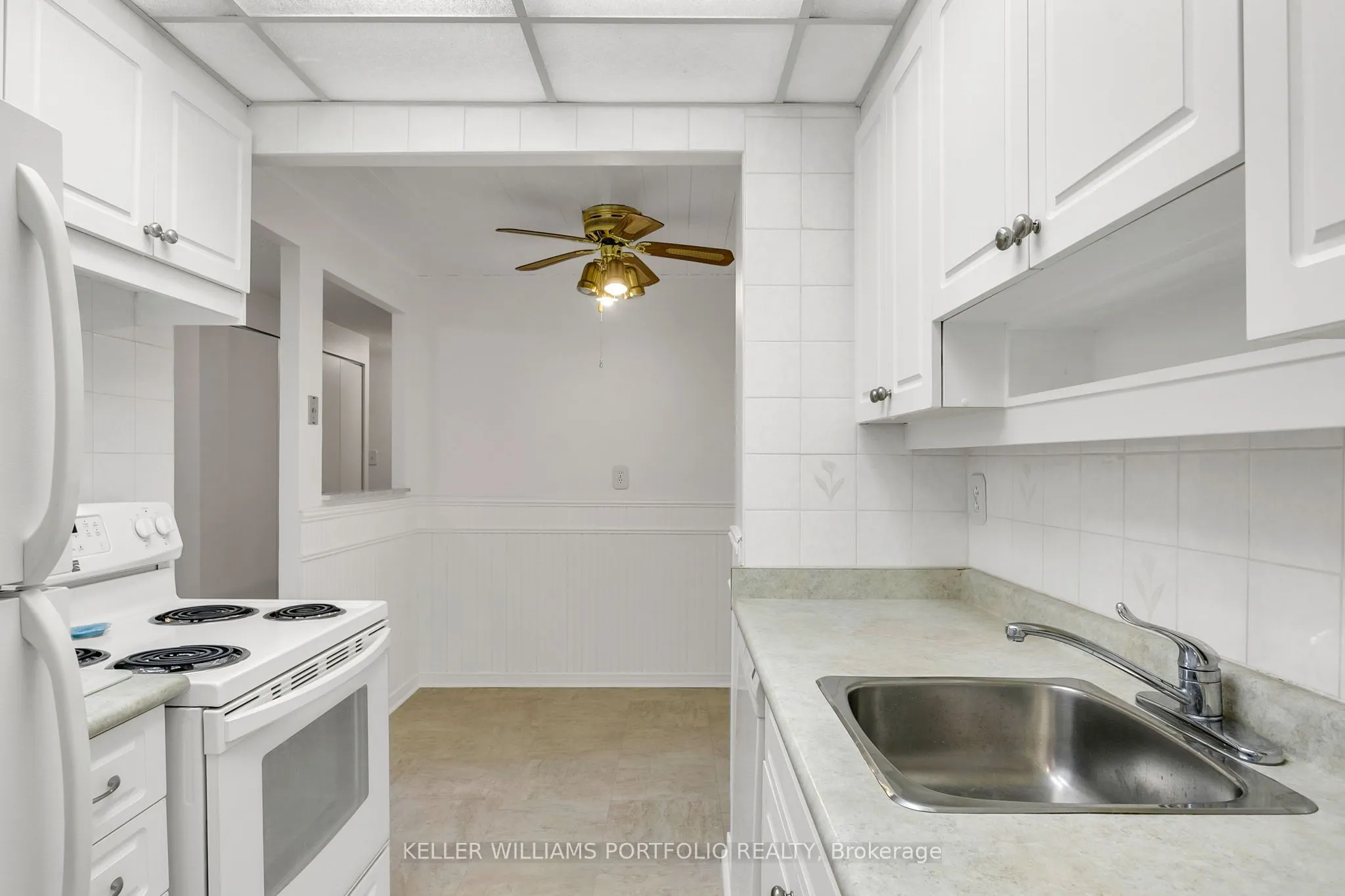 820 Burnhamthorpe Road, #710