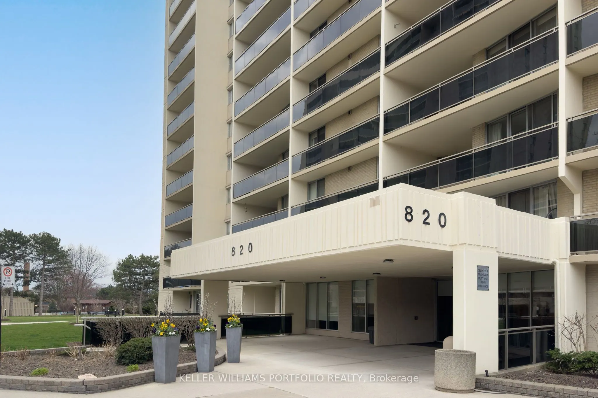 820 Burnhamthorpe Road, #710