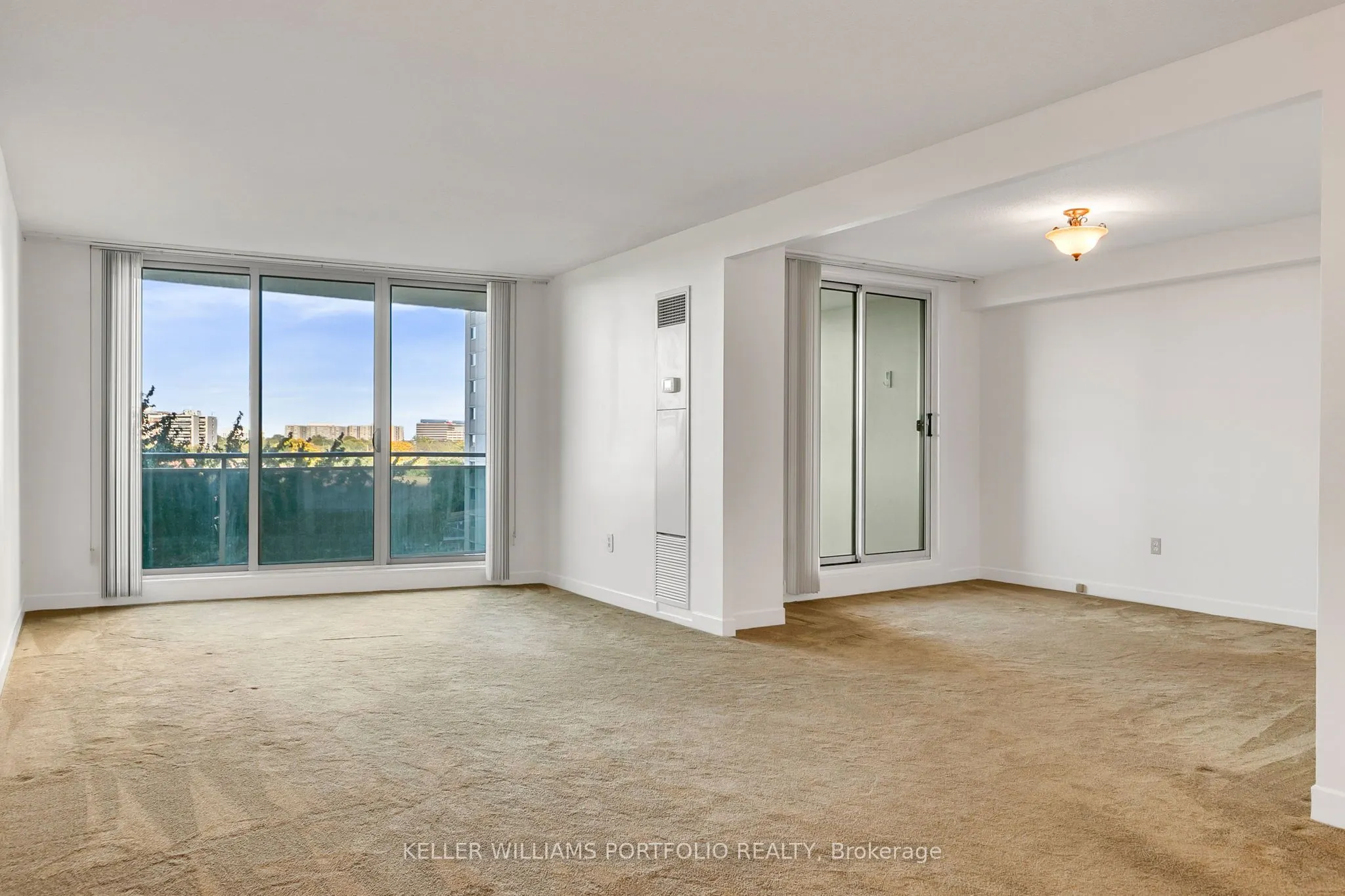 820 Burnhamthorpe Road, #710