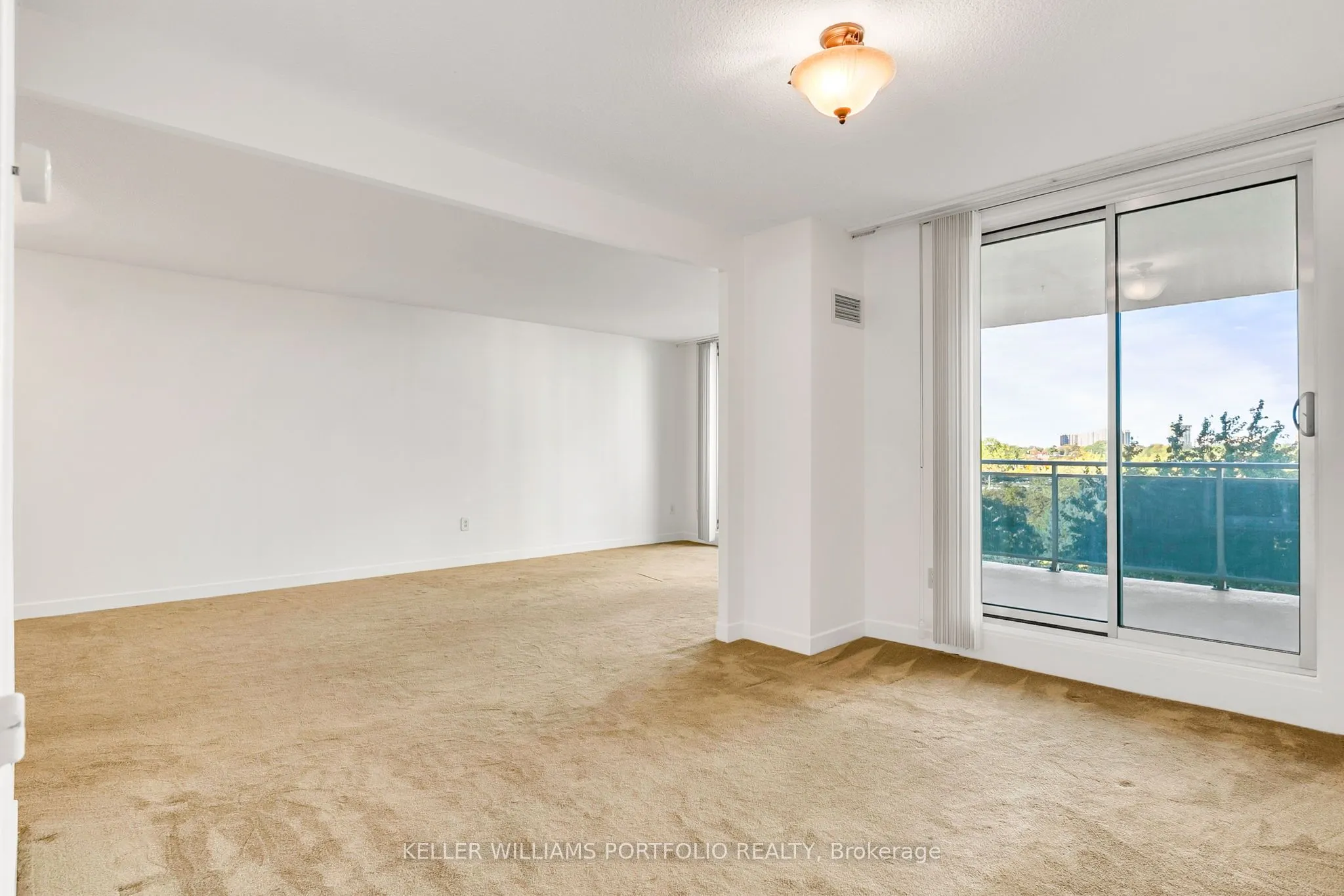 820 Burnhamthorpe Road, #710