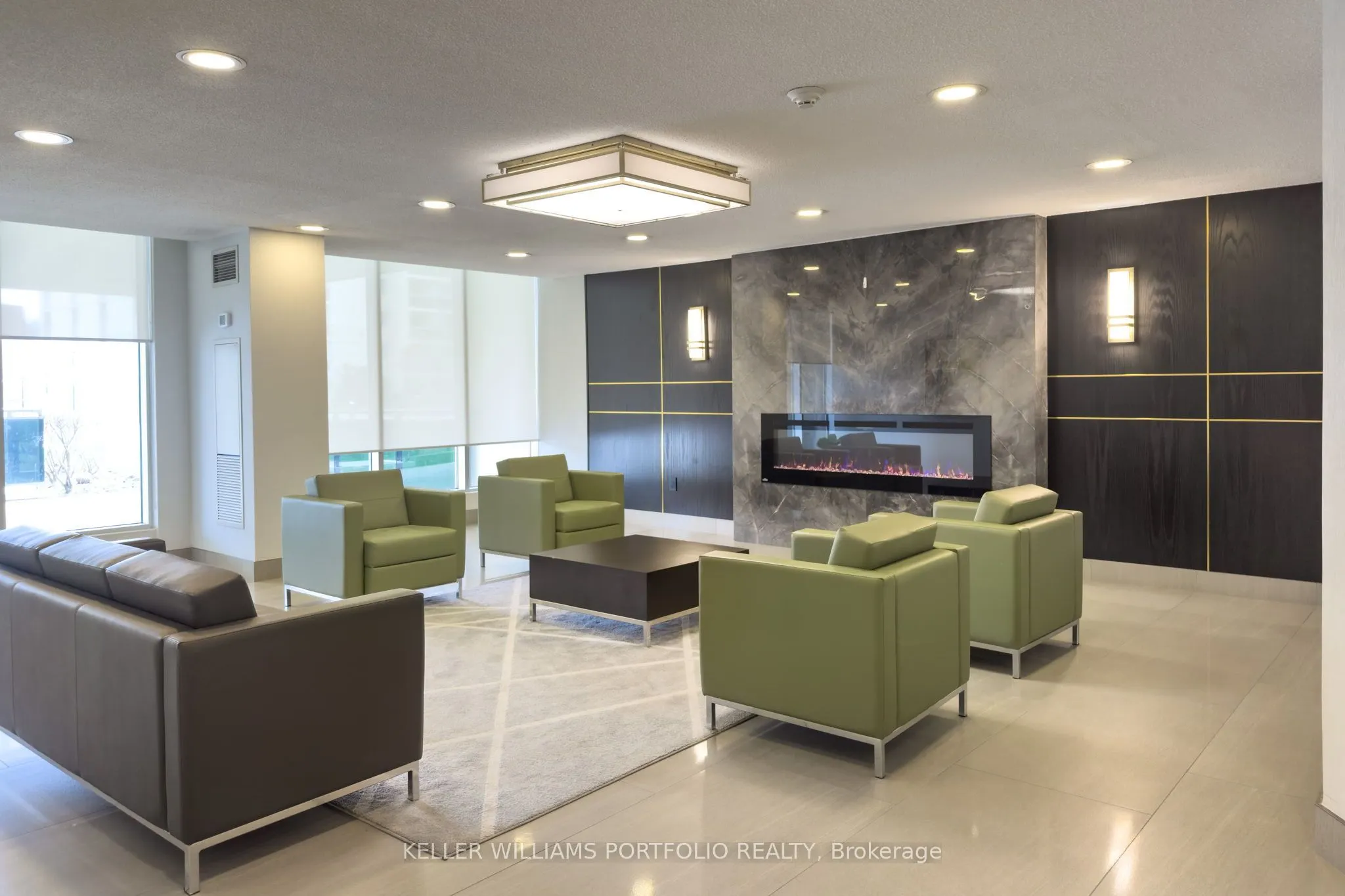 820 Burnhamthorpe Road, #710