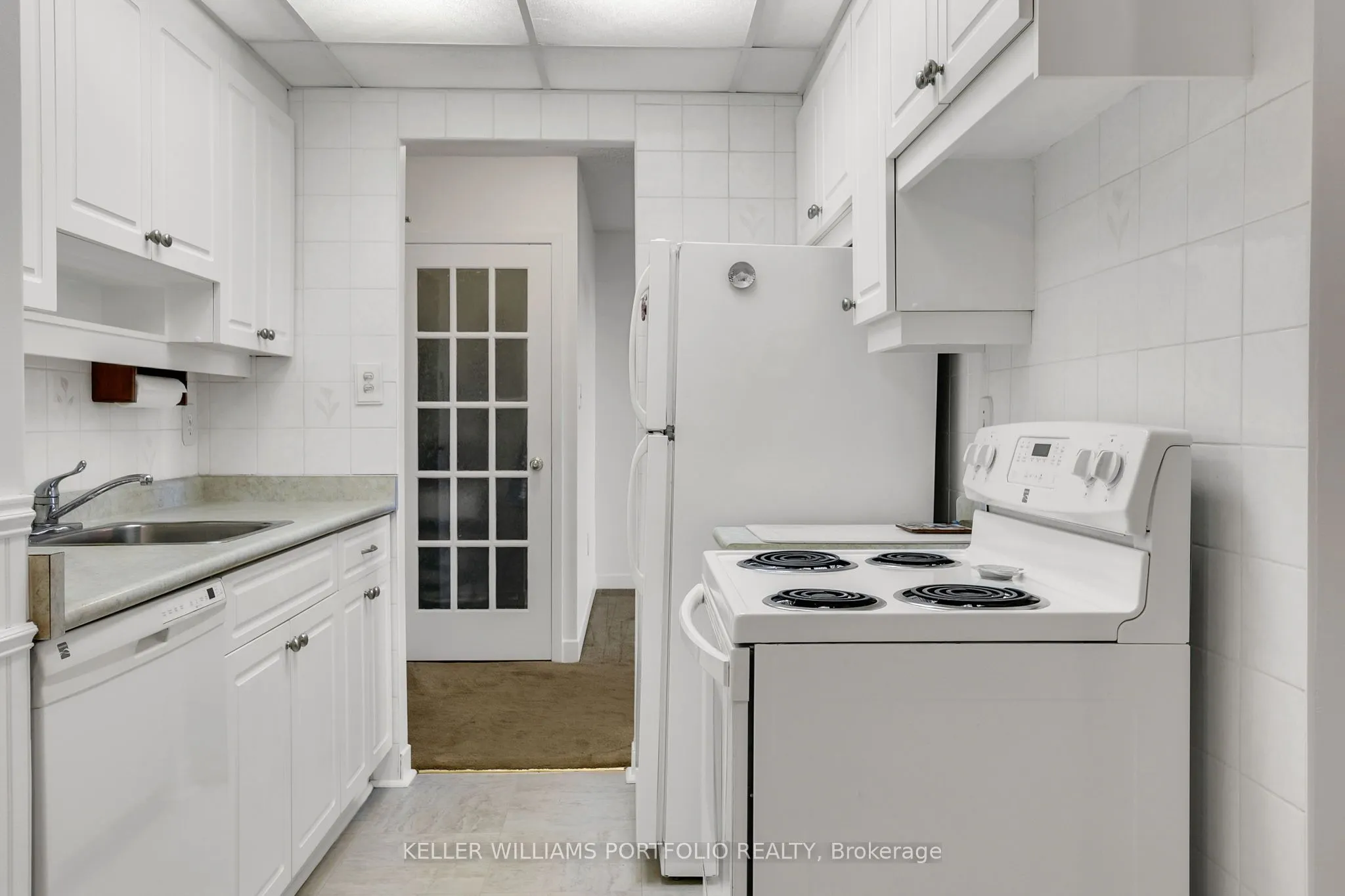 820 Burnhamthorpe Road, #710