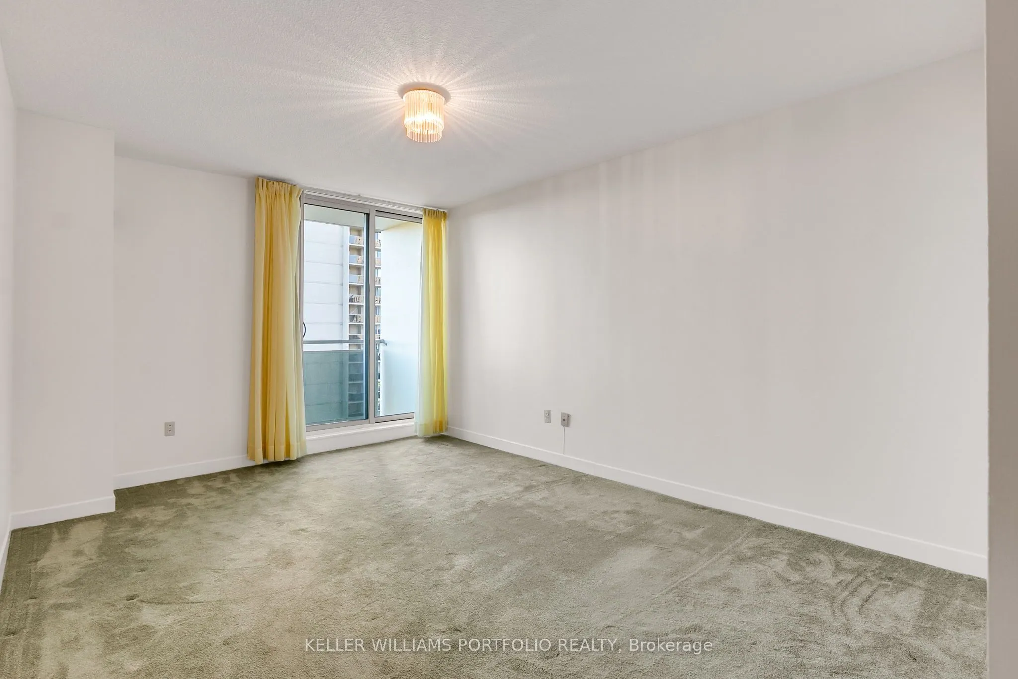 820 Burnhamthorpe Road, #710