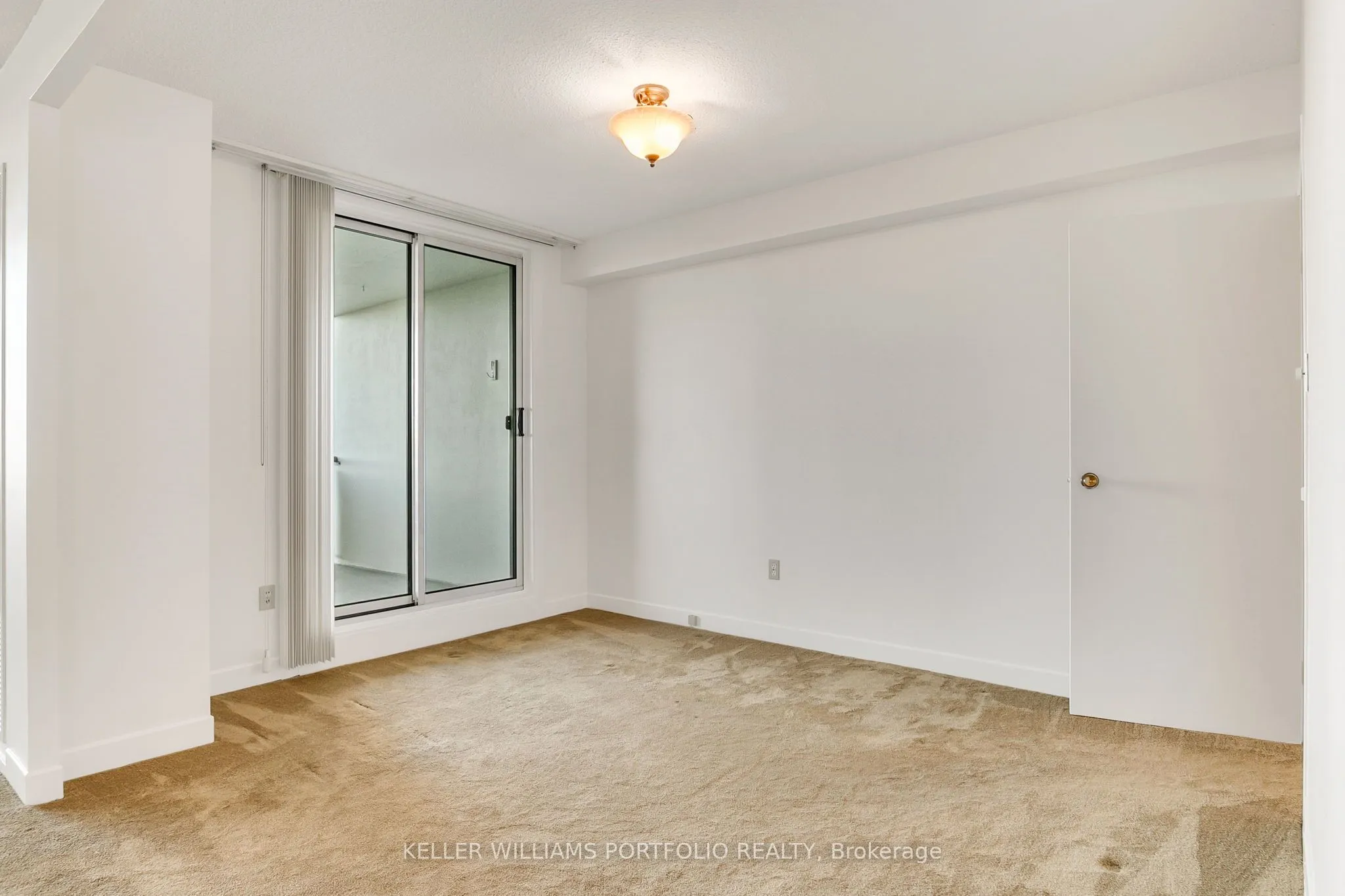 820 Burnhamthorpe Road, #710