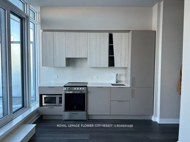 3900 Confederation Parkway, #601