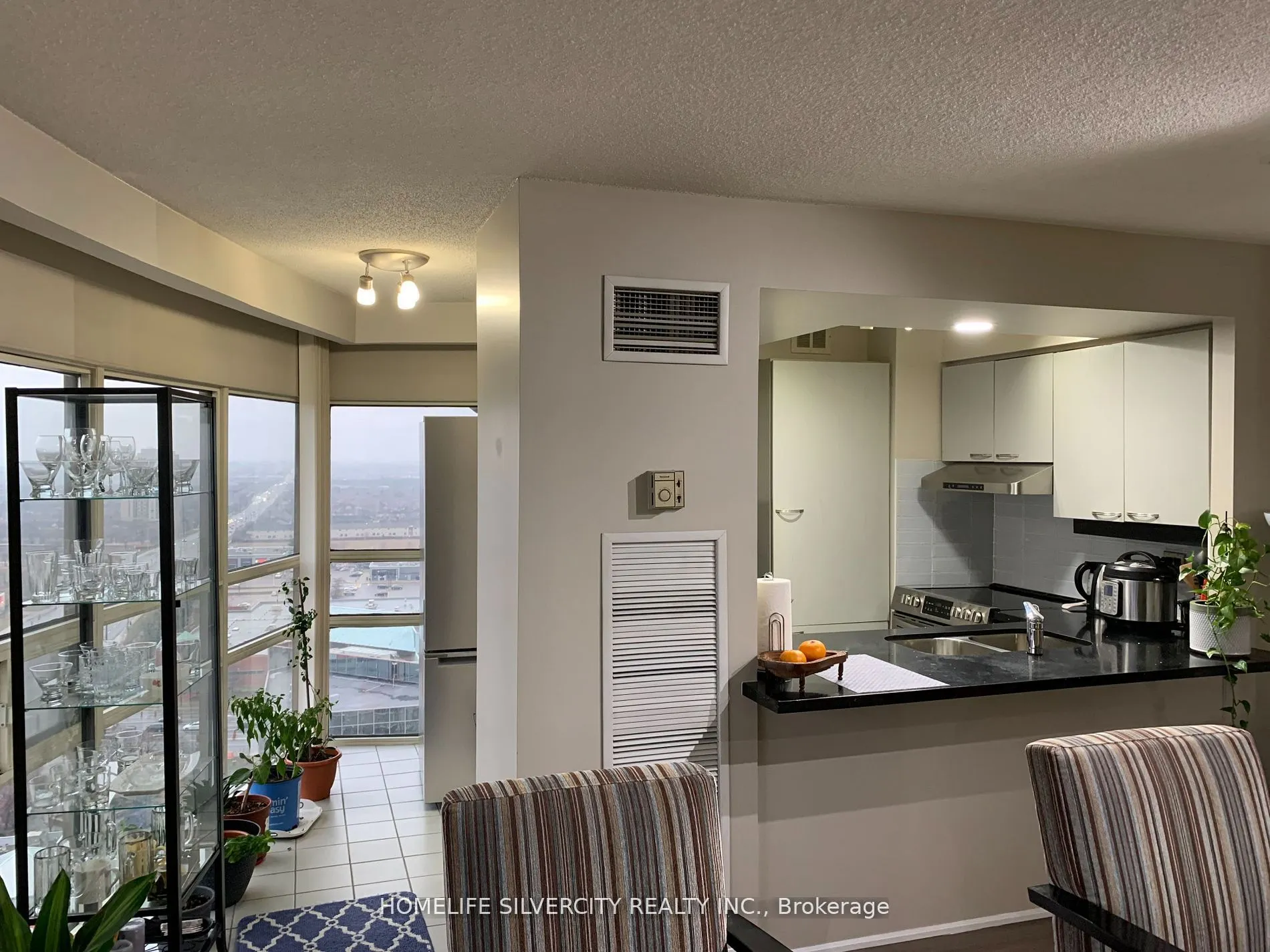50 Eglinton Avenue W, #2201