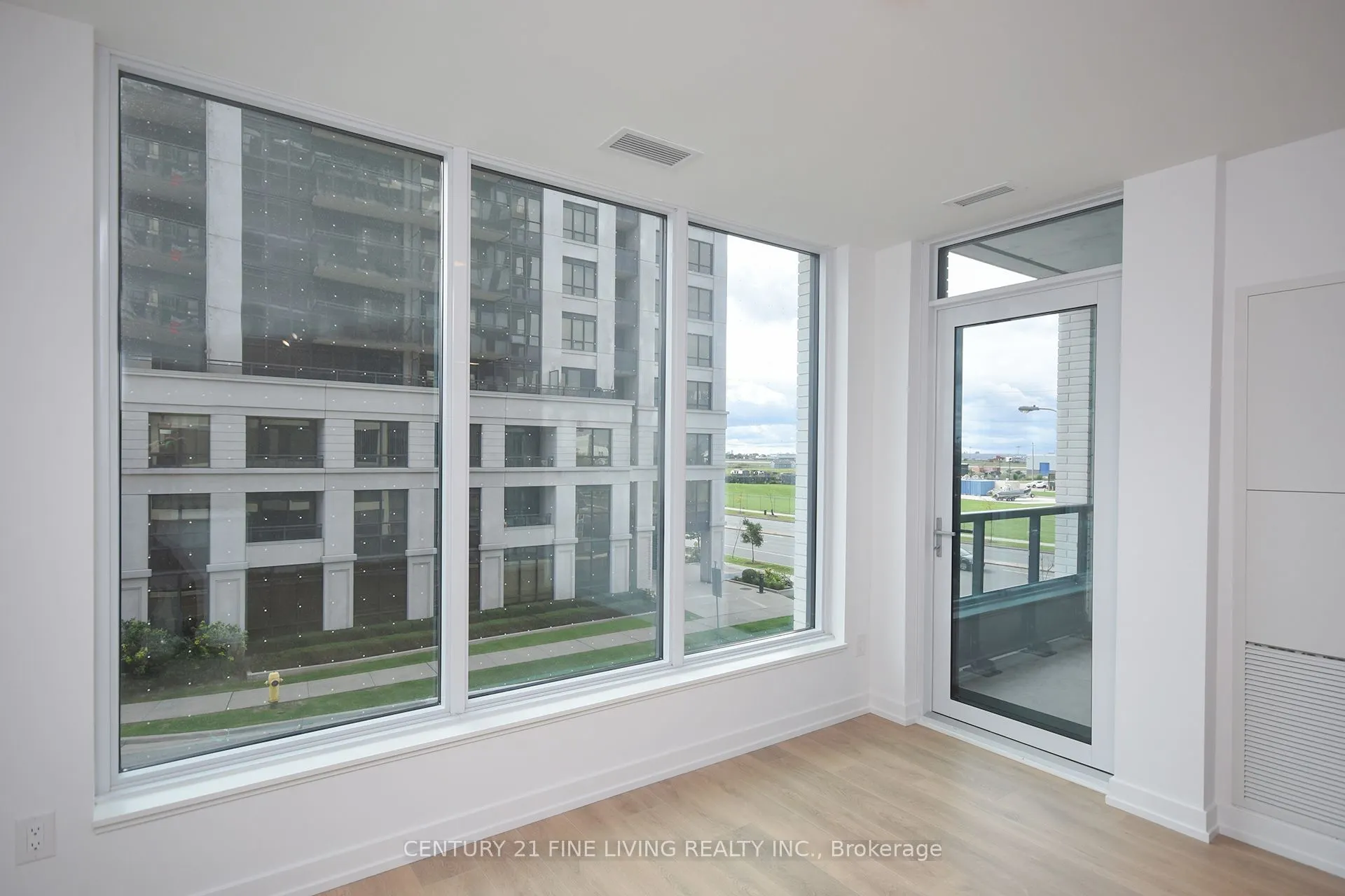 1100 Sheppard Avenue W, #310