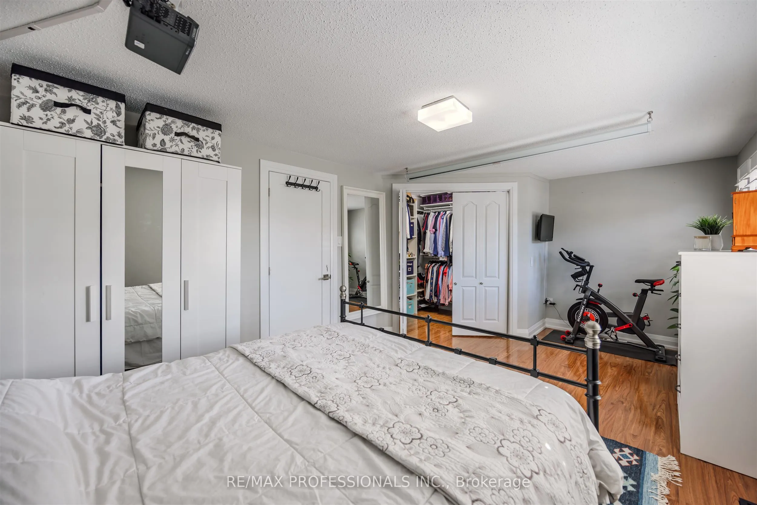 1063 Raintree Lane
