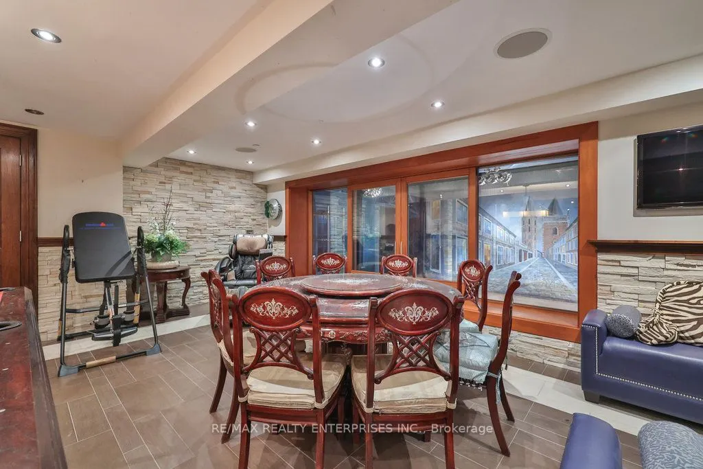 1500 Watersedge Road