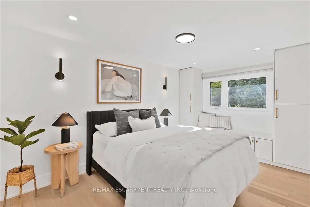 257 STRATHCONA Drive