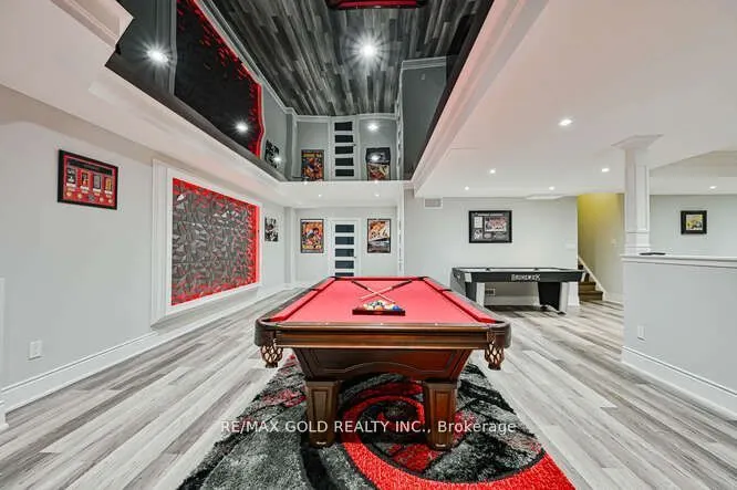 26 Adonis Close