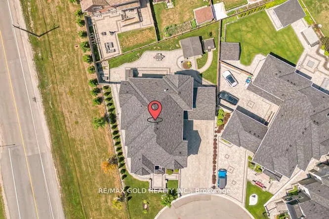 26 Adonis Close