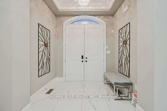 26 Adonis Close