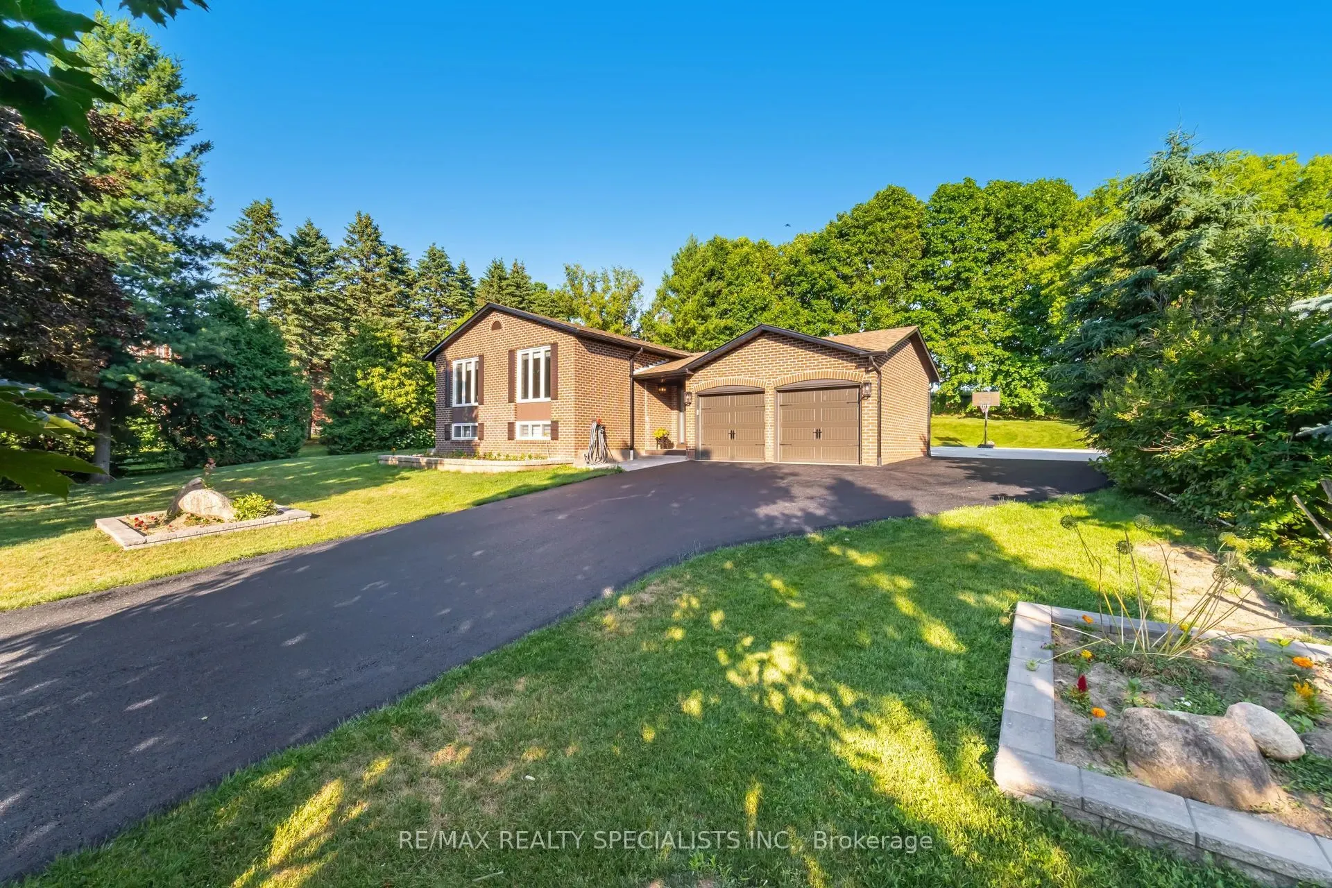15 Valewood Drive
