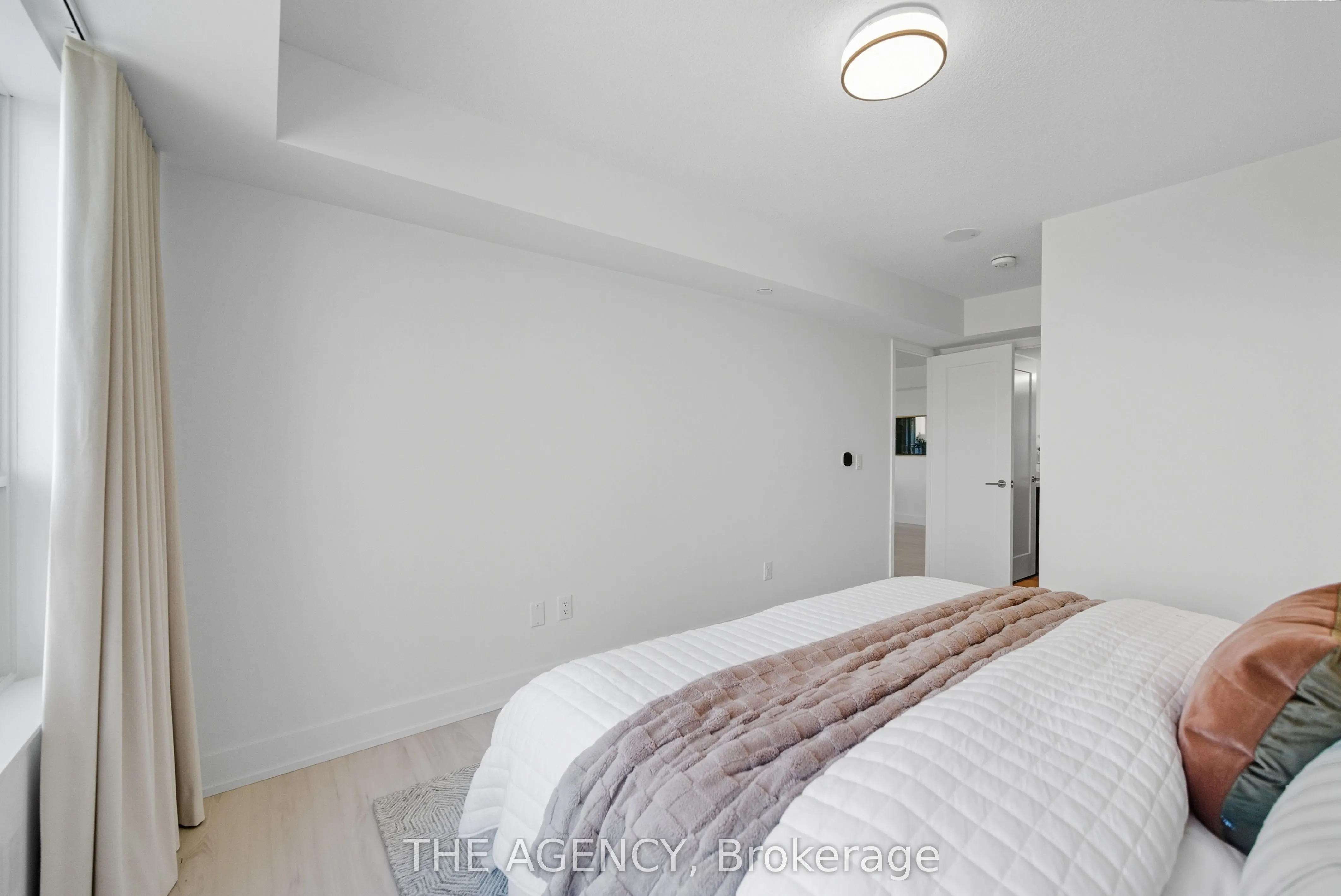 10 Eva Road, #1708