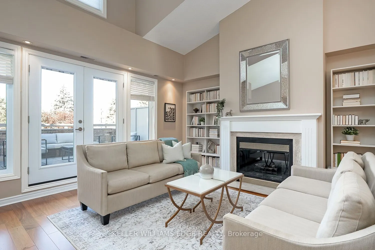 3230 New Street, #19