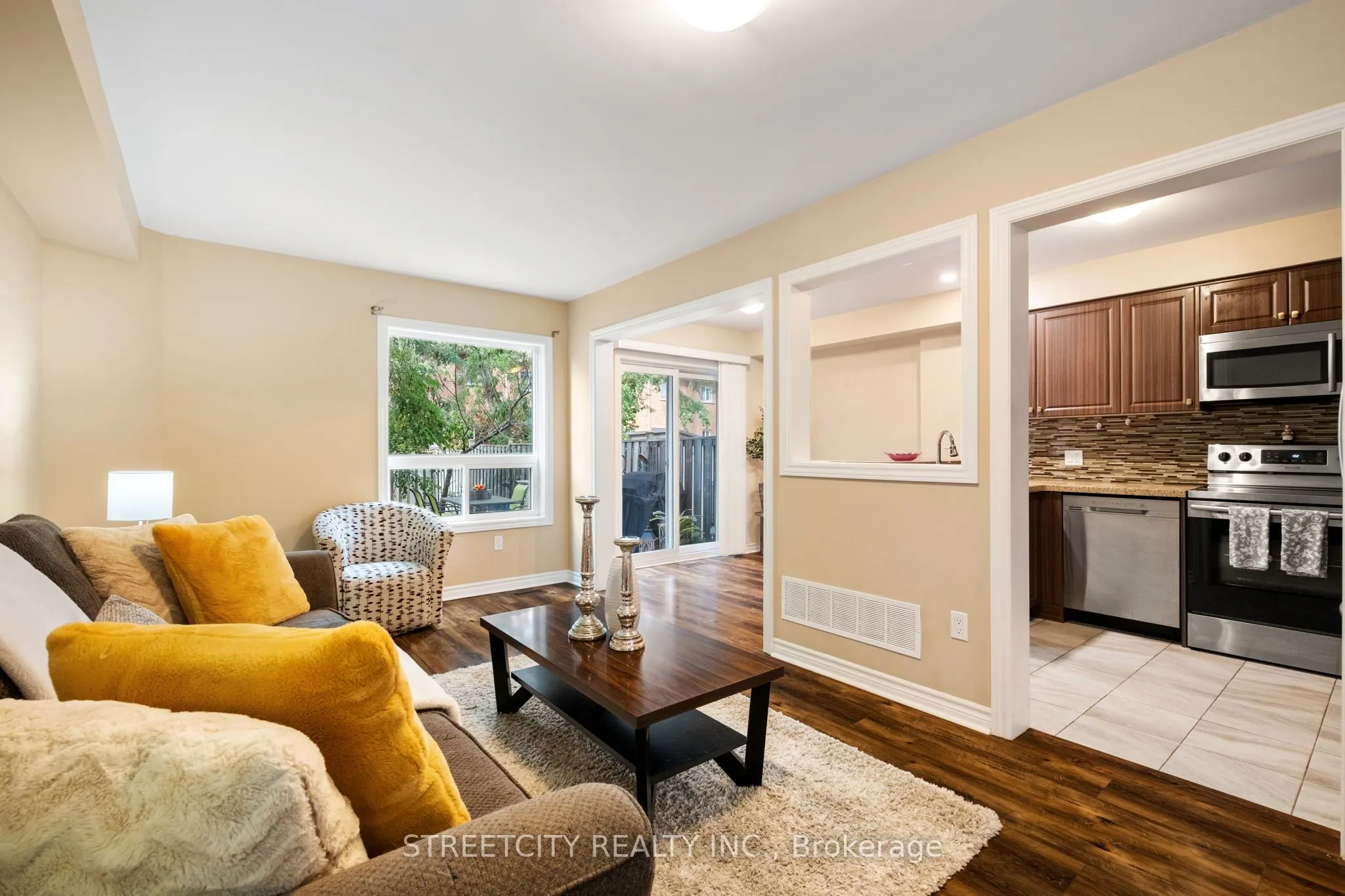 3953 Freeman Terrace