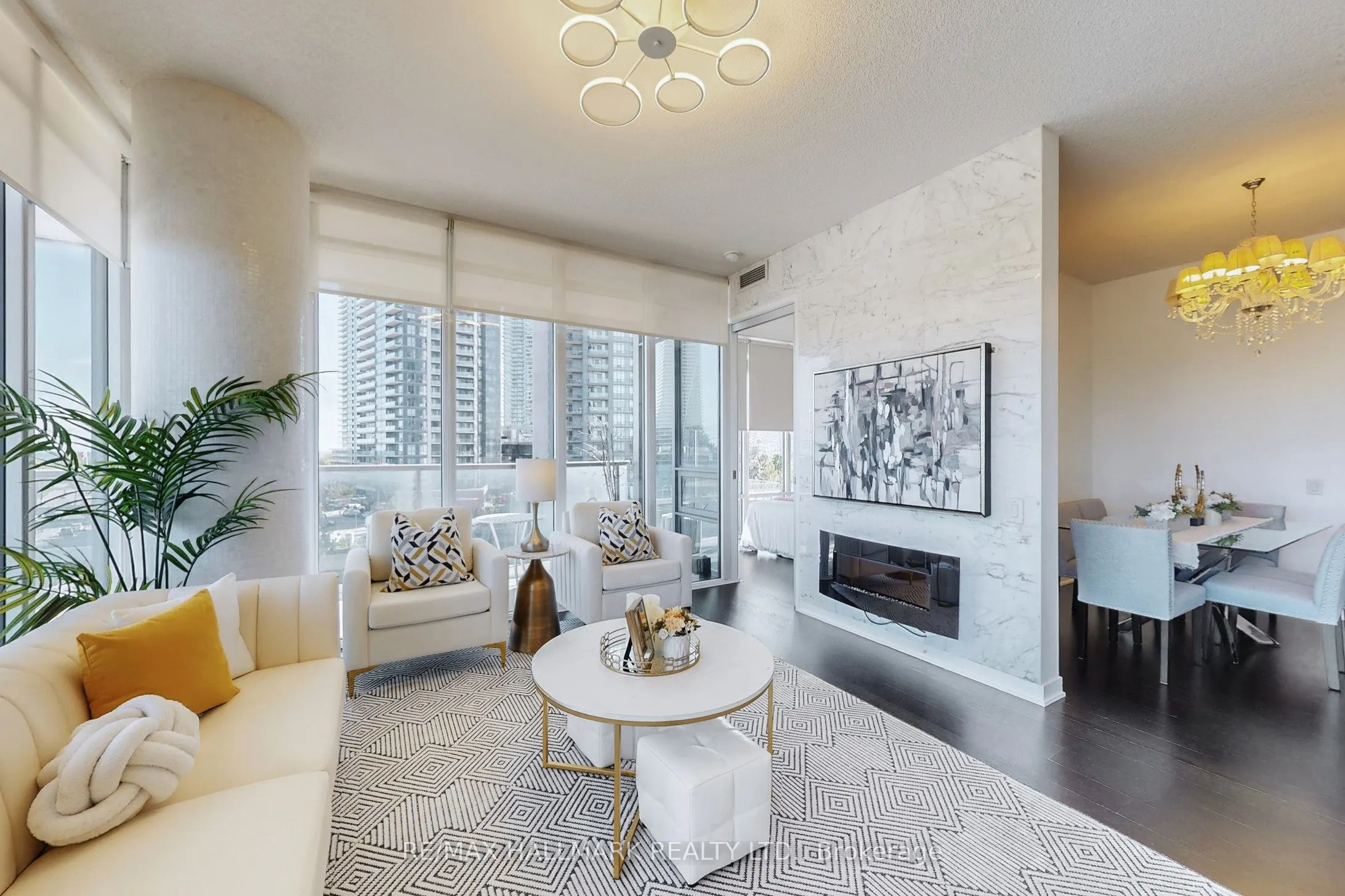 90 Park Lawn Road, #608
