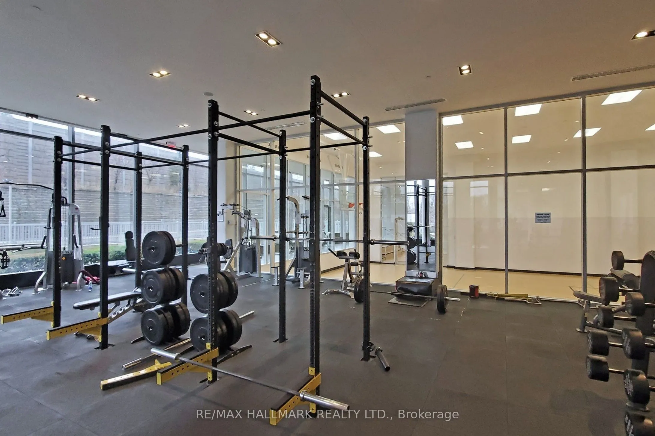 90 Park Lawn Road, #608