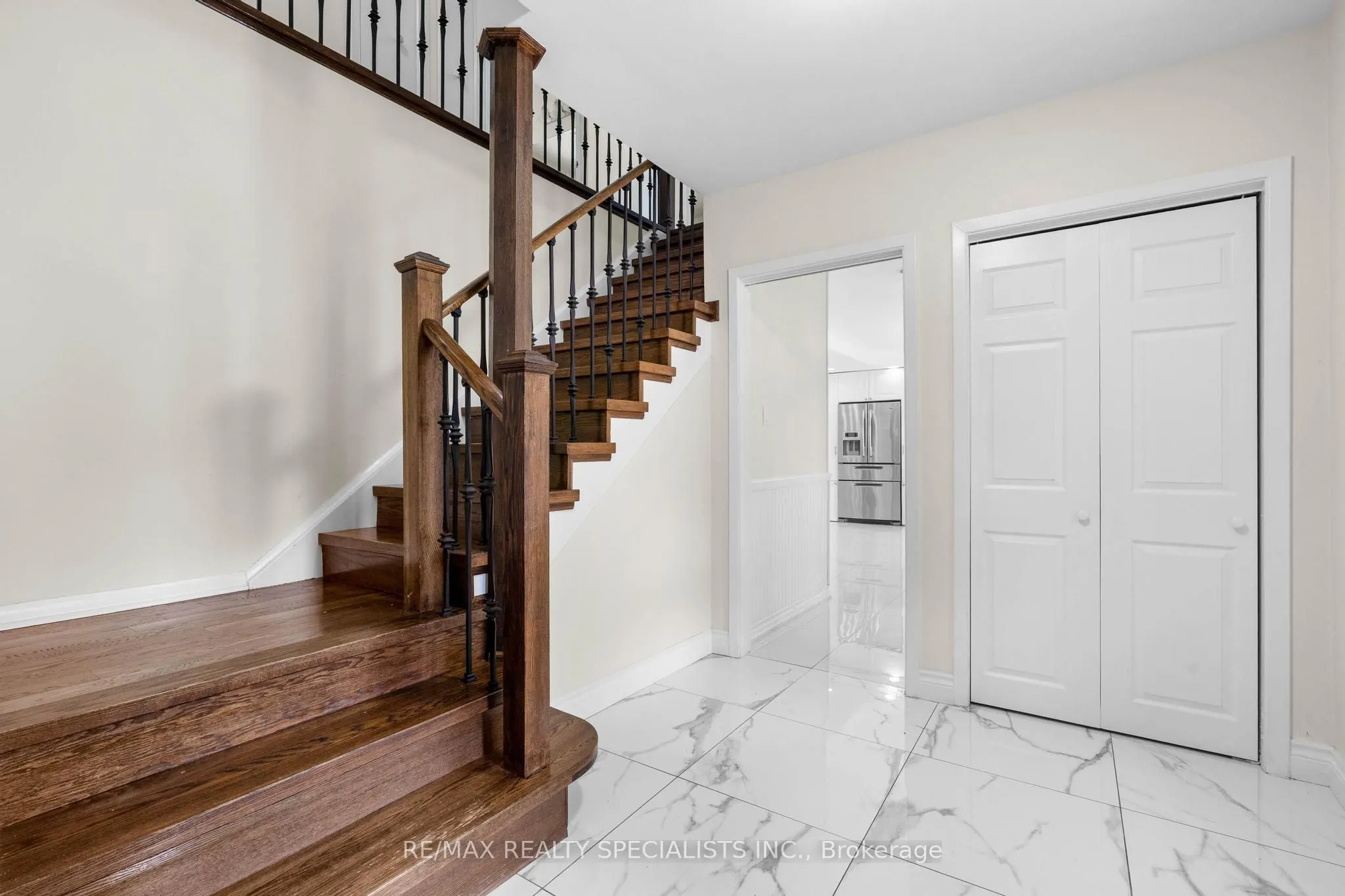 145 Wolfdale Avenue