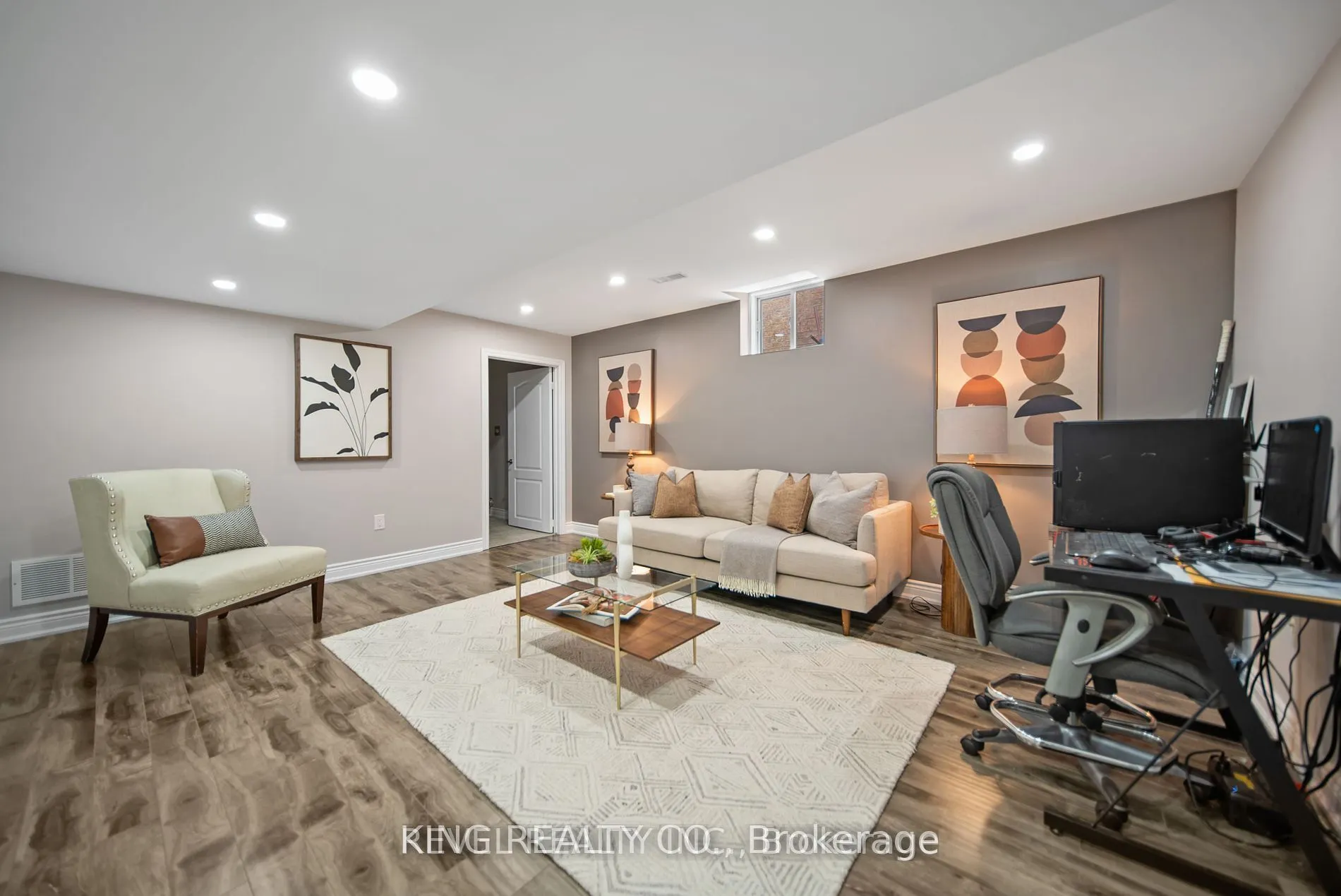 31 Saint Hubert Drive, #Basement