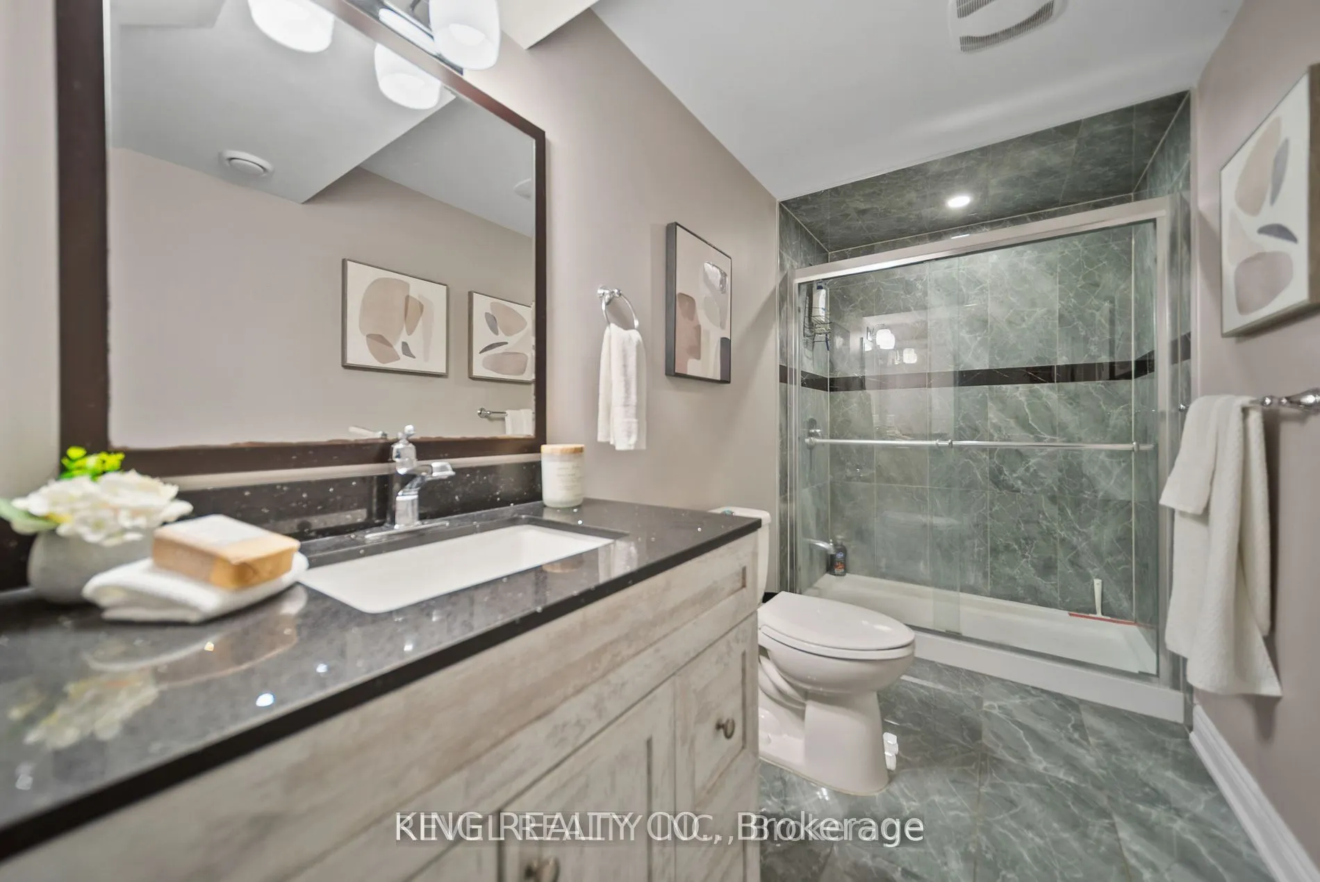 31 Saint Hubert Drive, #Basement