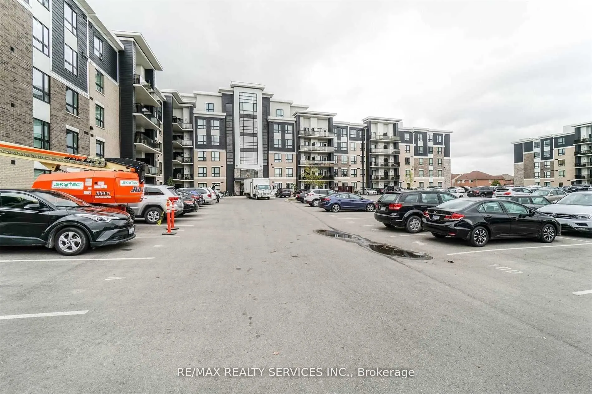 640 Sauve Street, #109