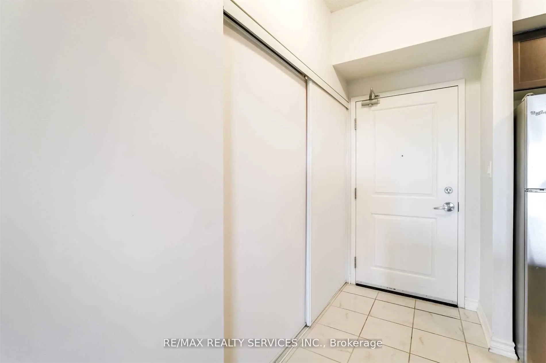 640 Sauve Street, #109